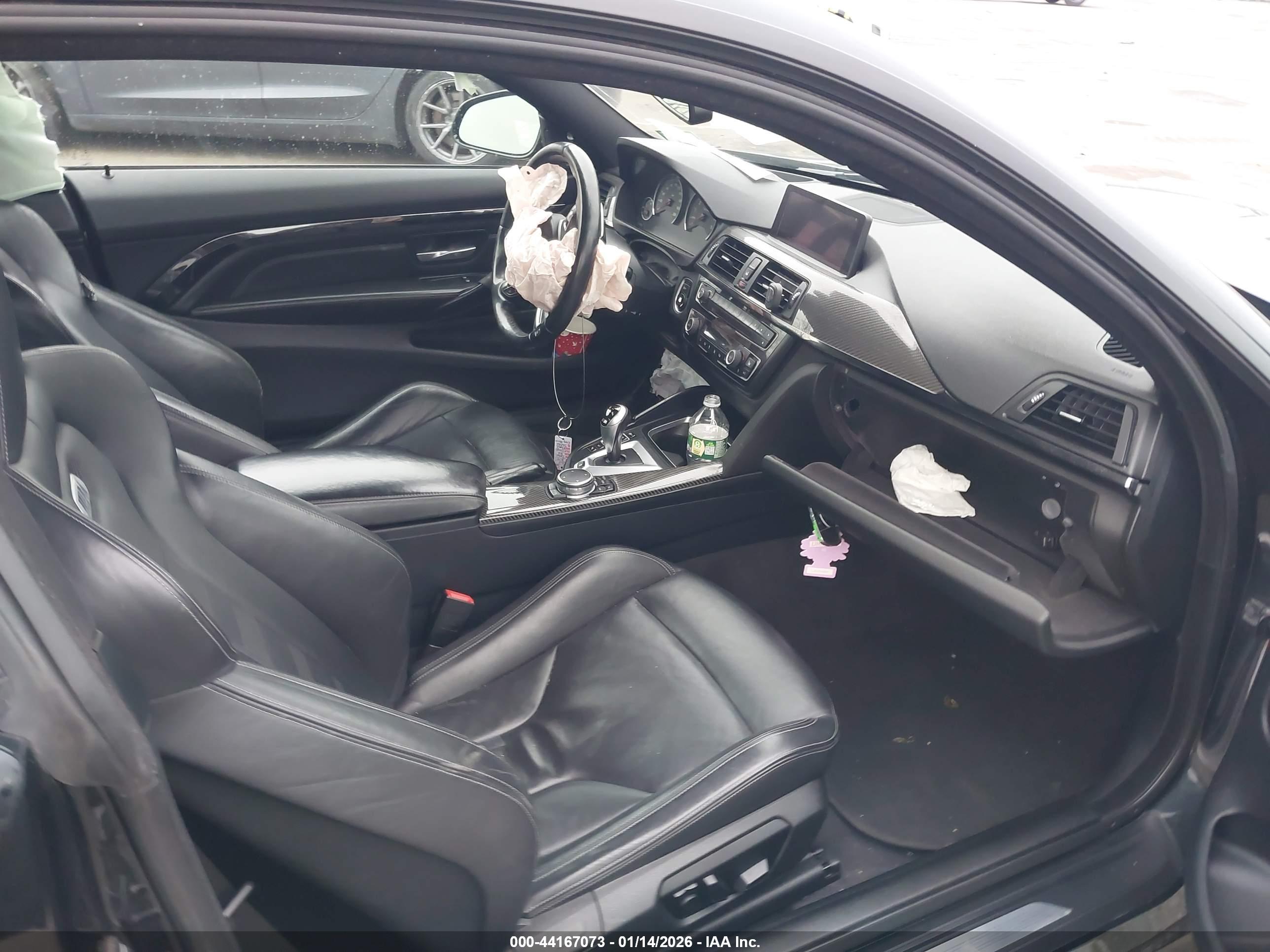 BMW M4 image 5
