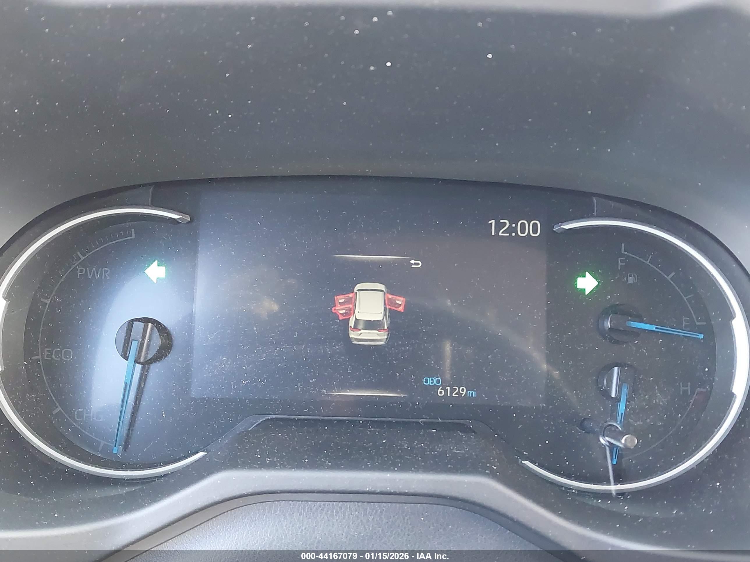 TOYOTA RAV4 image 7