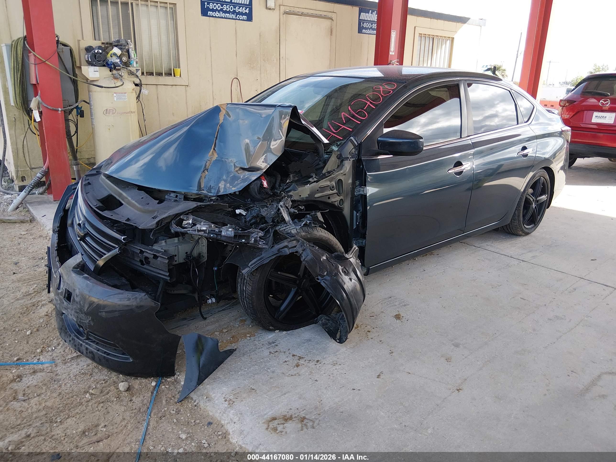 NISSAN SENTRA image 2