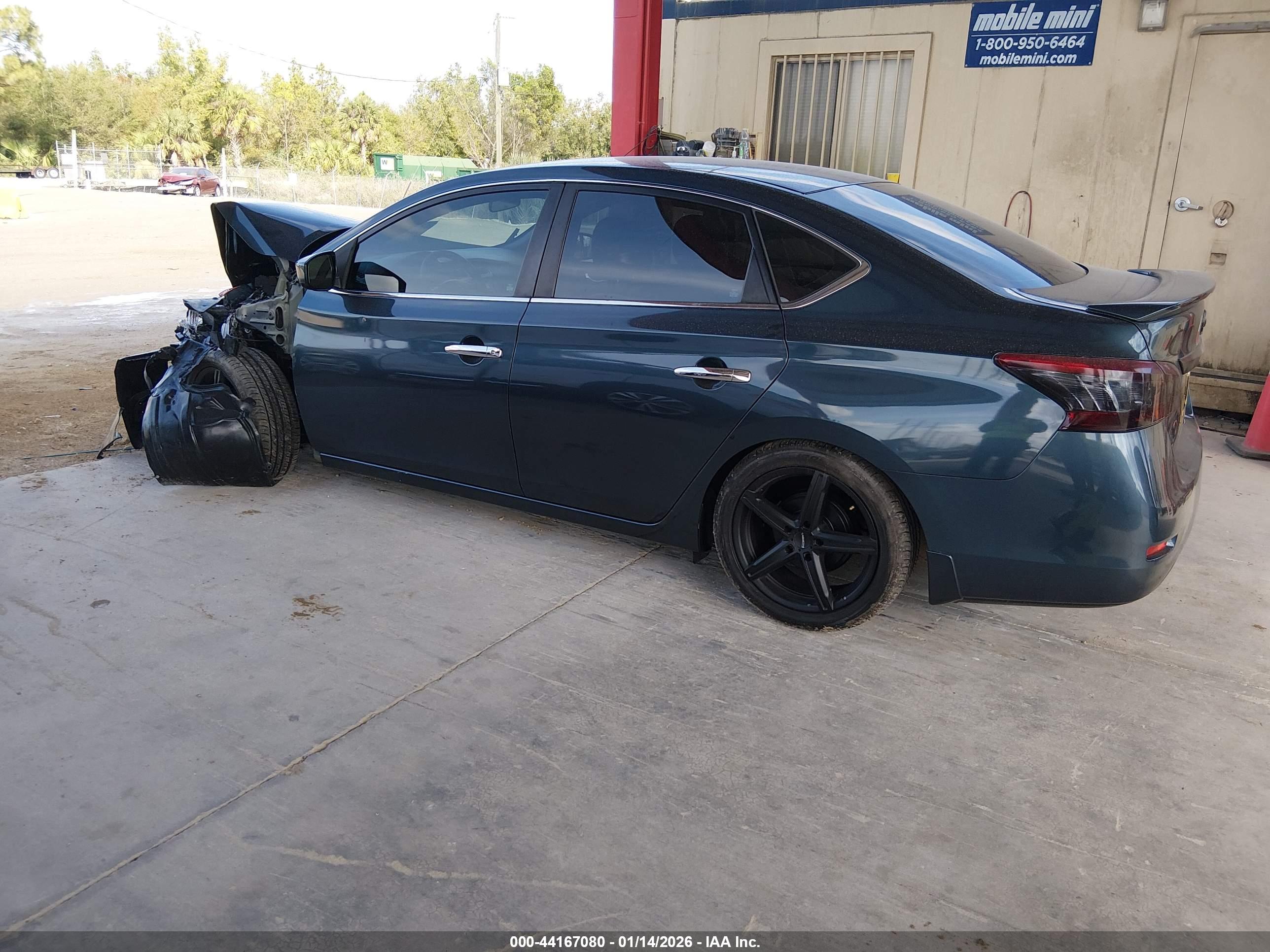 NISSAN SENTRA image 3