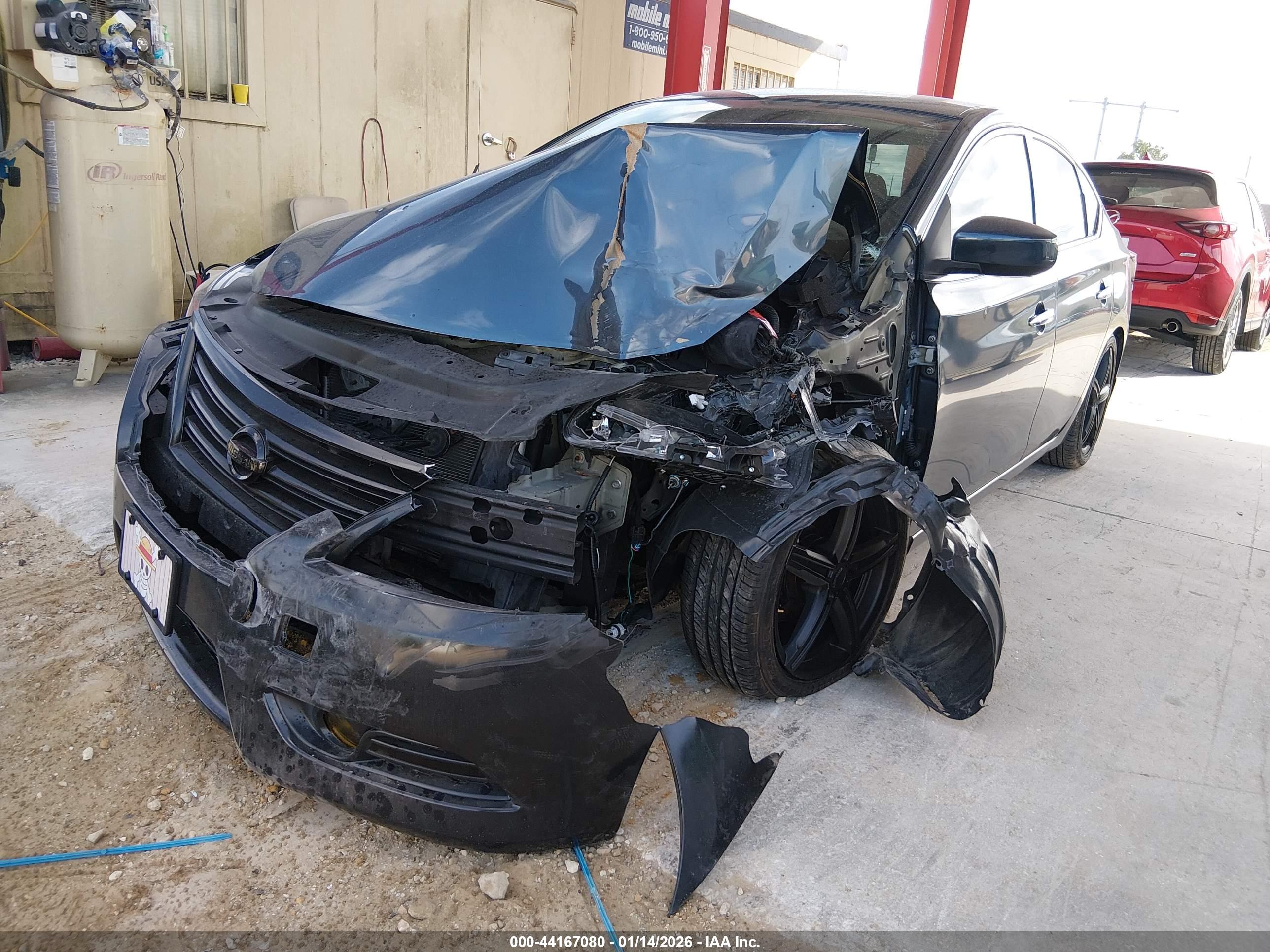 NISSAN SENTRA image 6