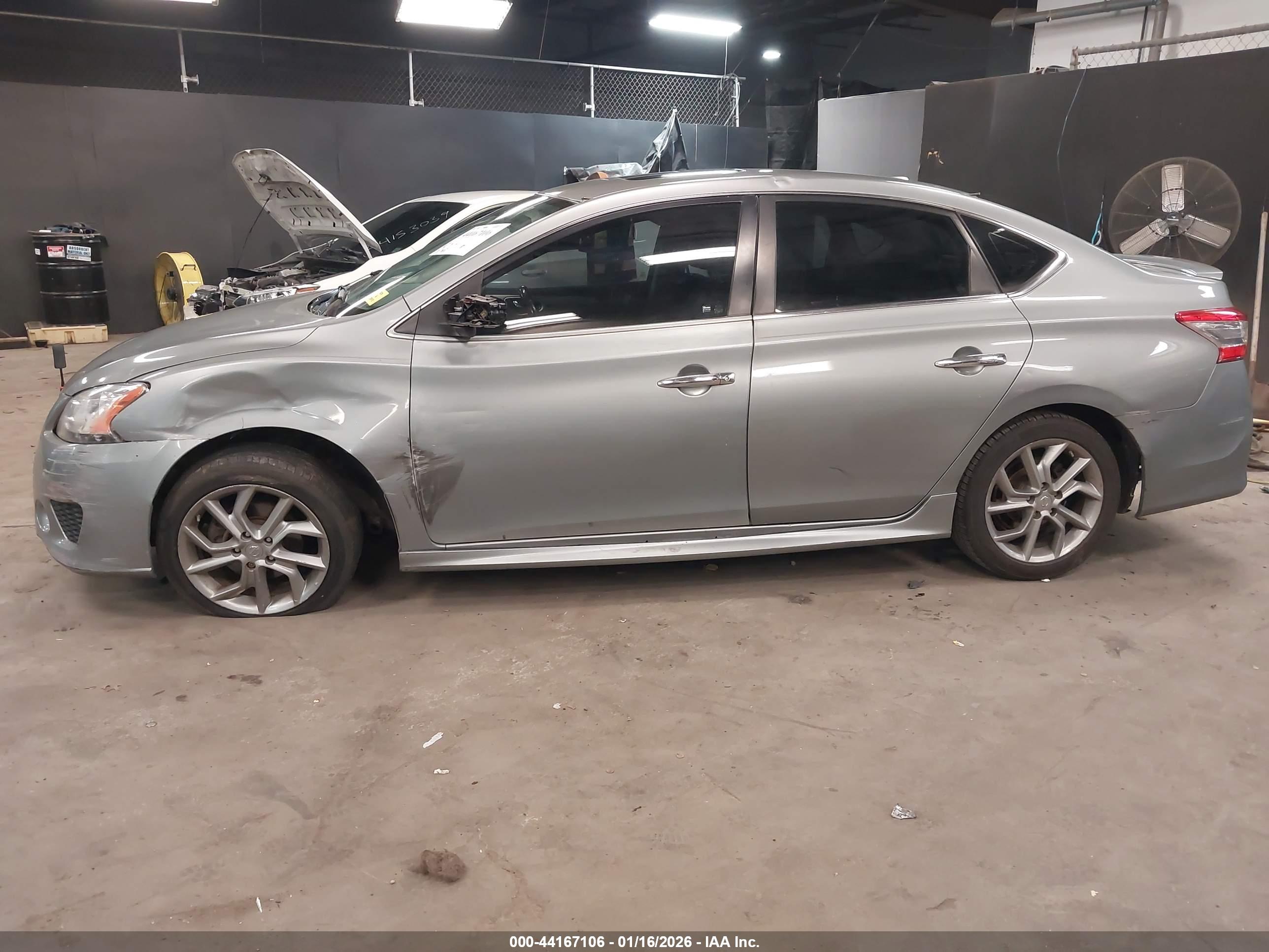 NISSAN SENTRA image 6