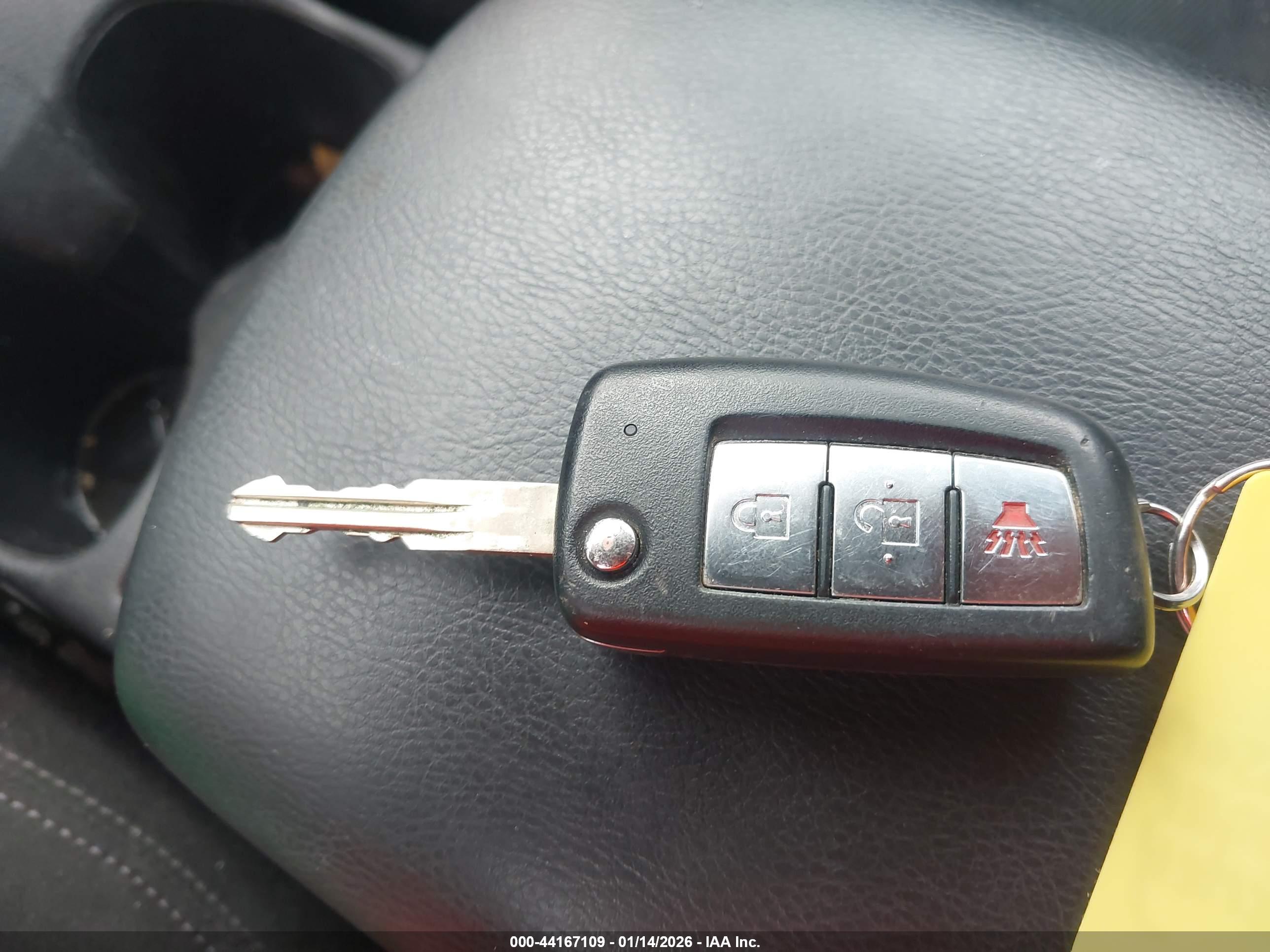 NISSAN ROGUE image 11