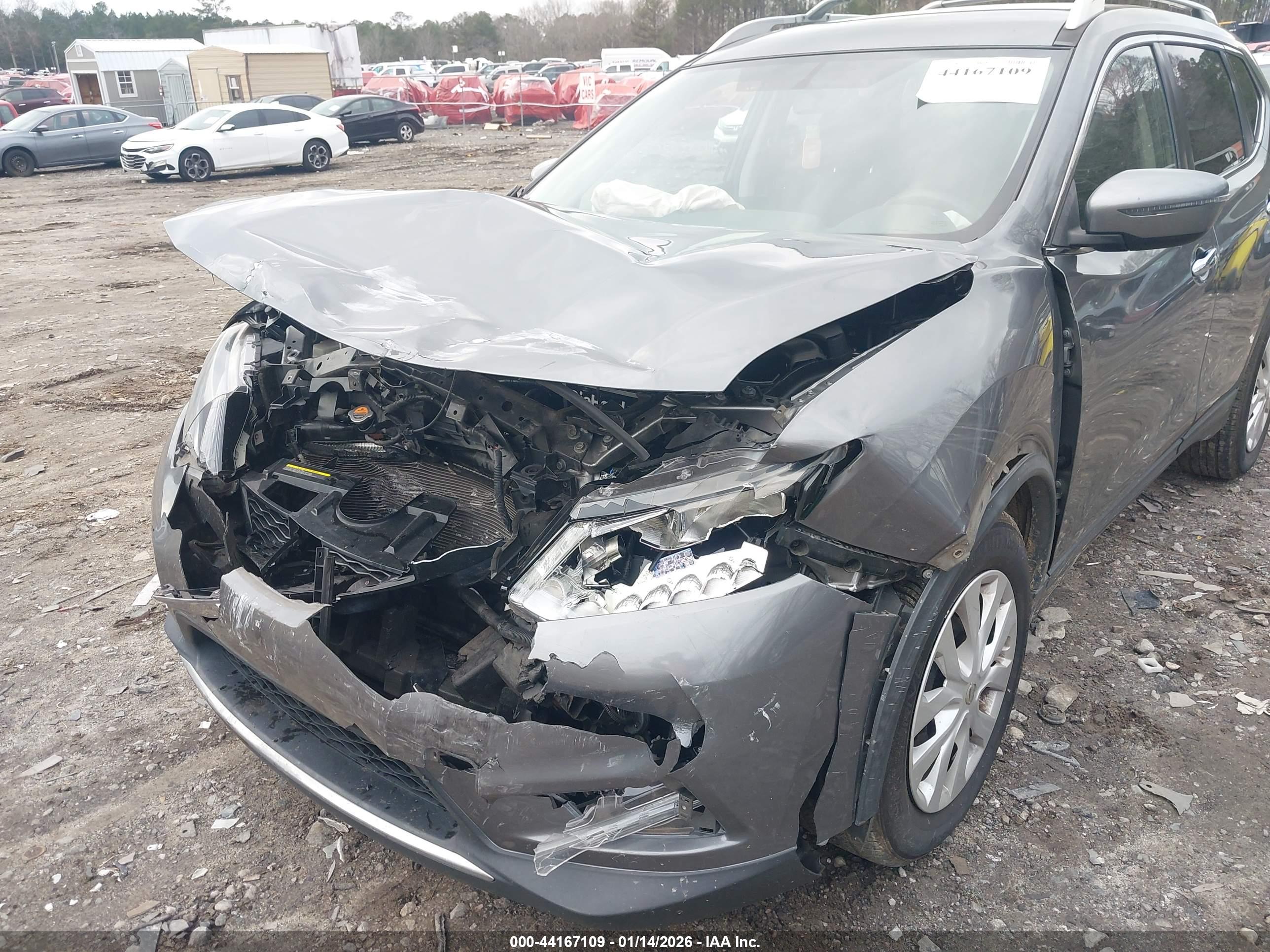NISSAN ROGUE image 6