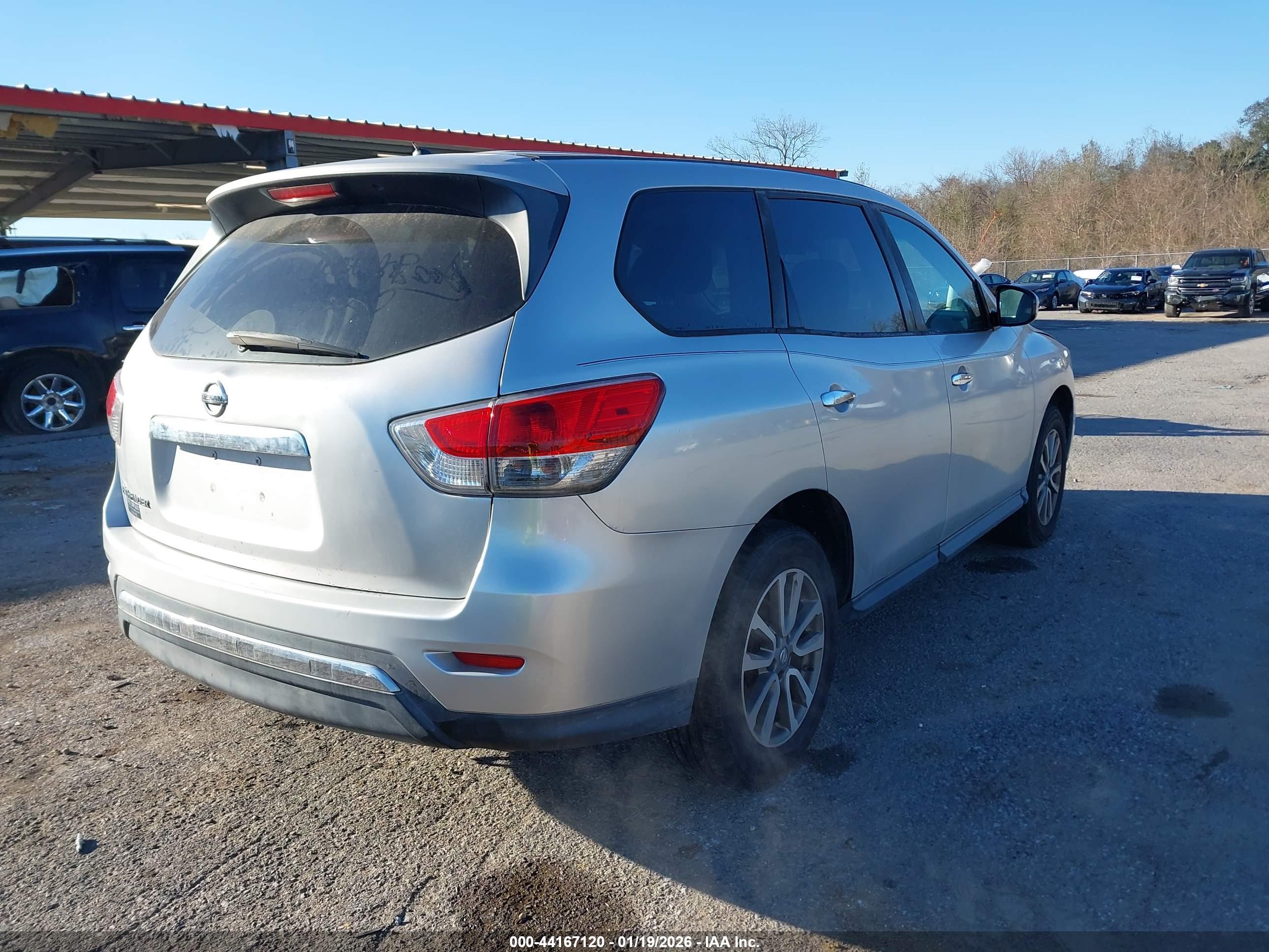 NISSAN PATHFINDER image 4