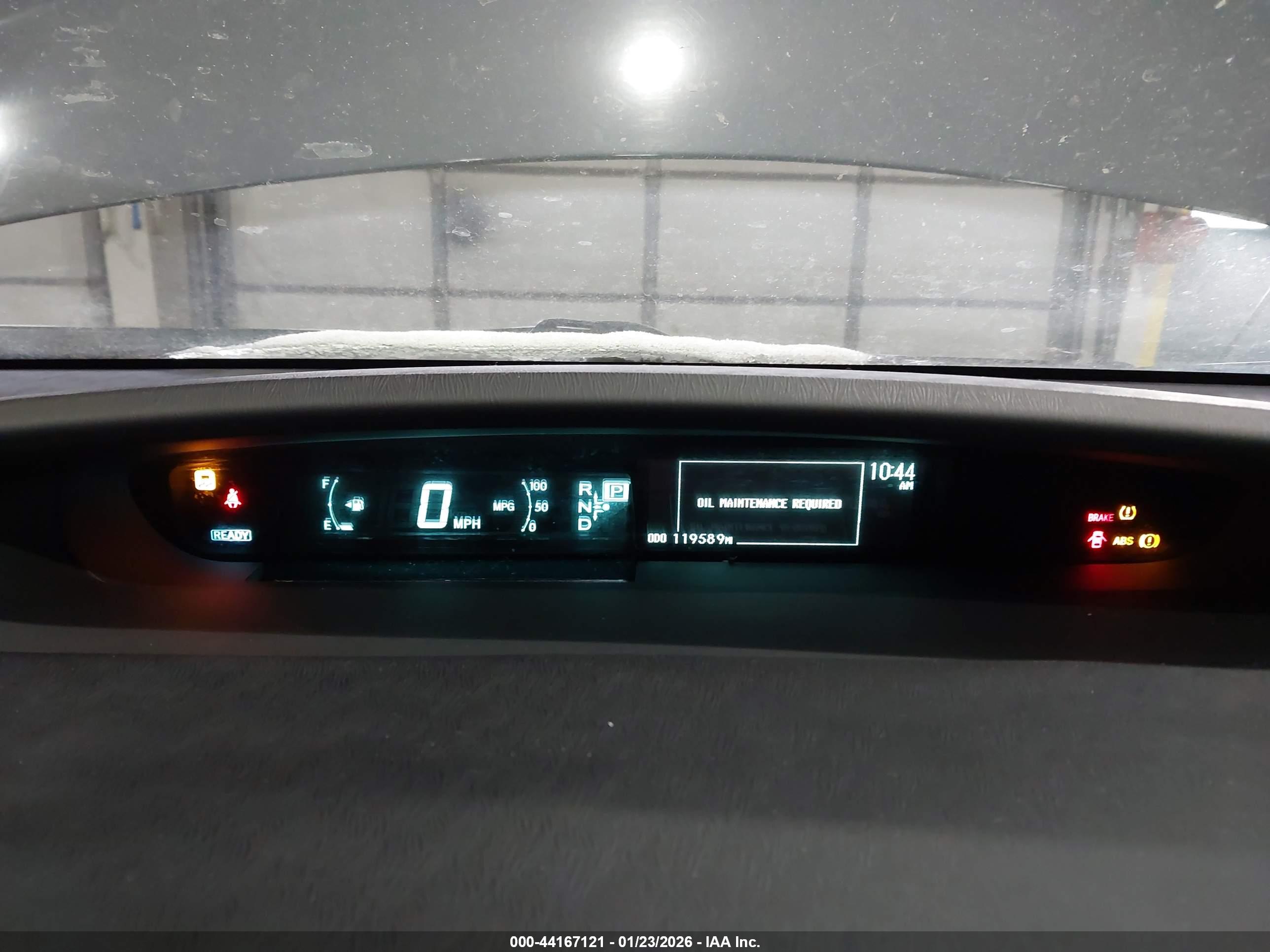 TOYOTA PRIUS image 7
