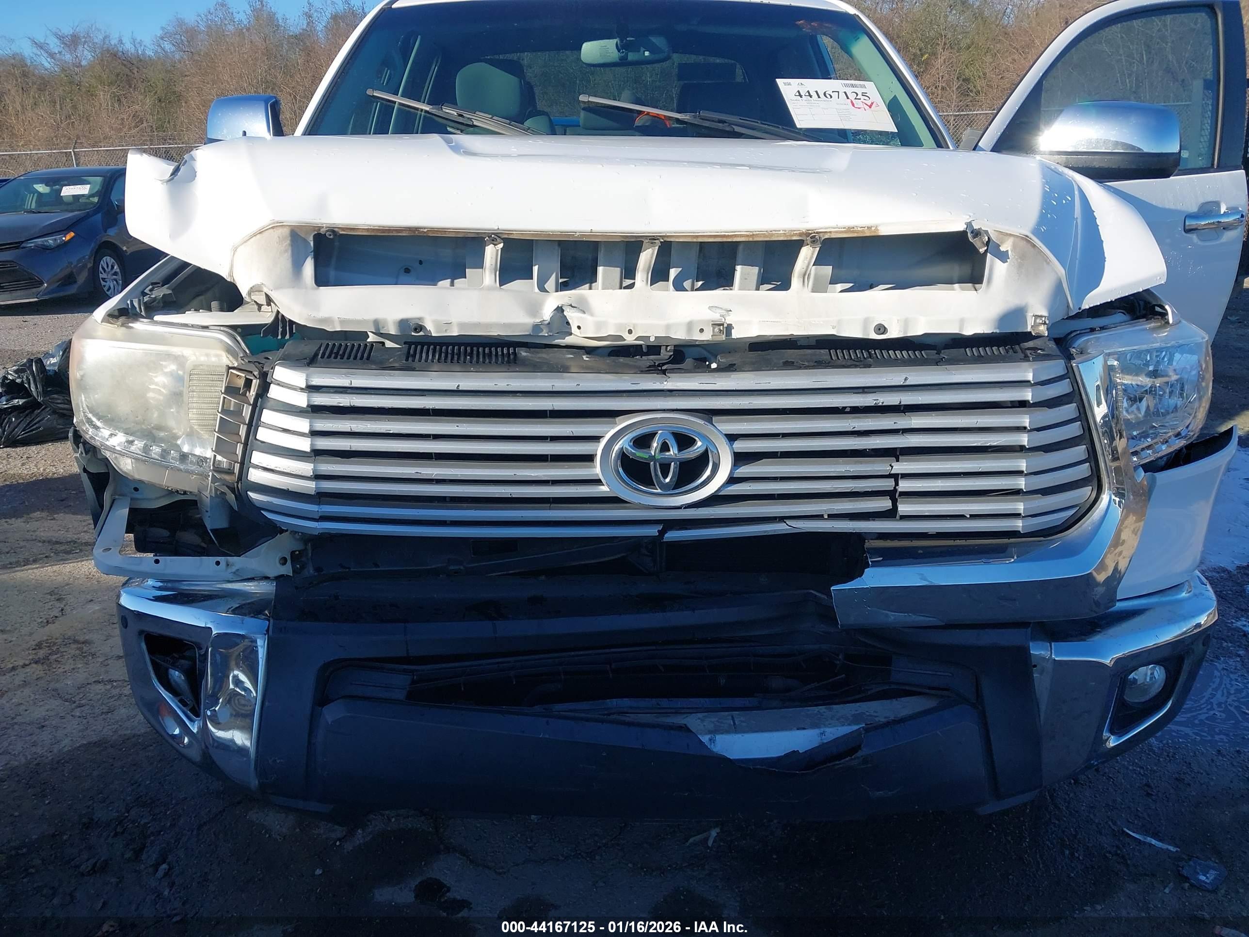 TOYOTA TUNDRA image 10