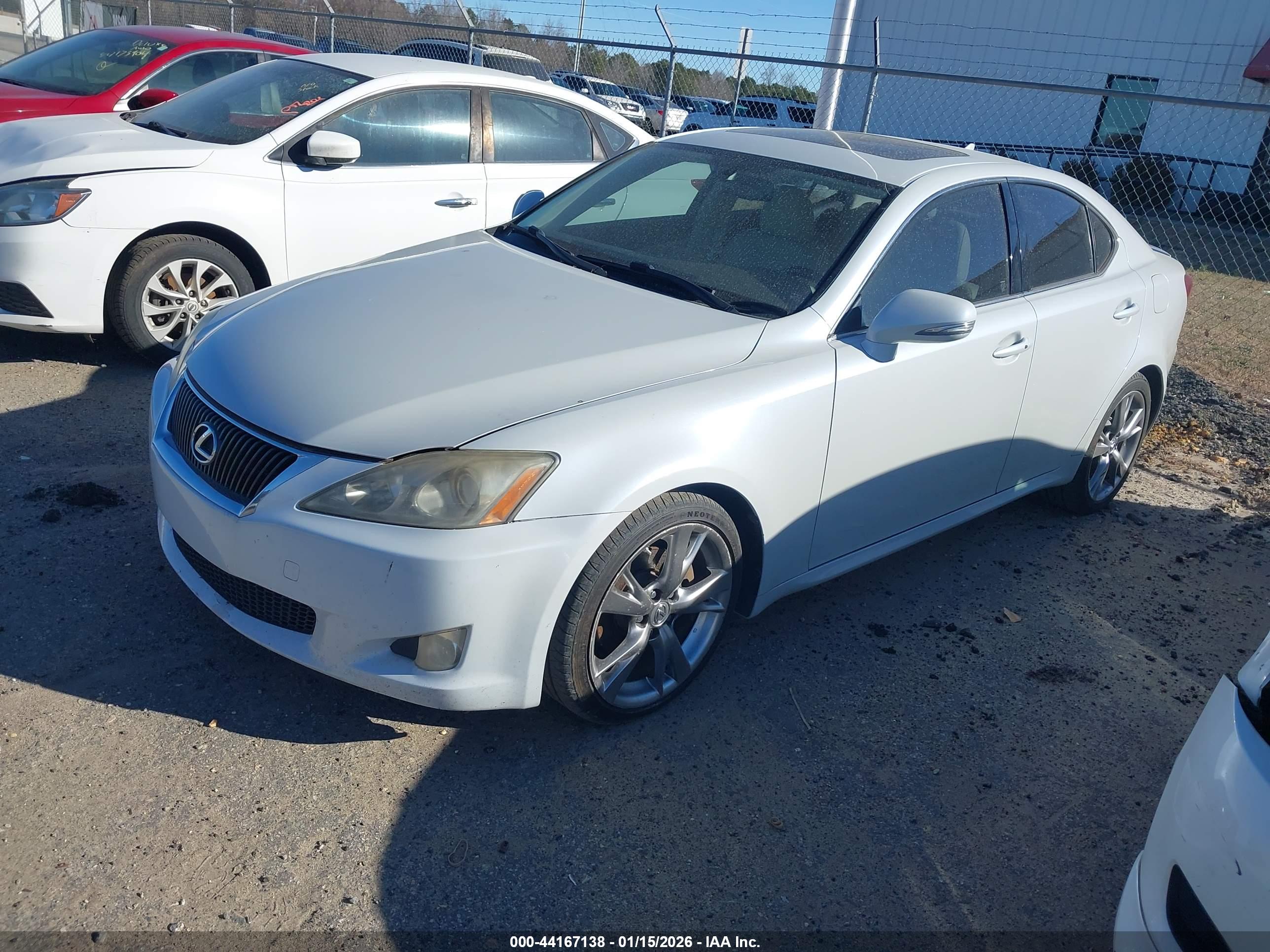 LEXUS IS image 2