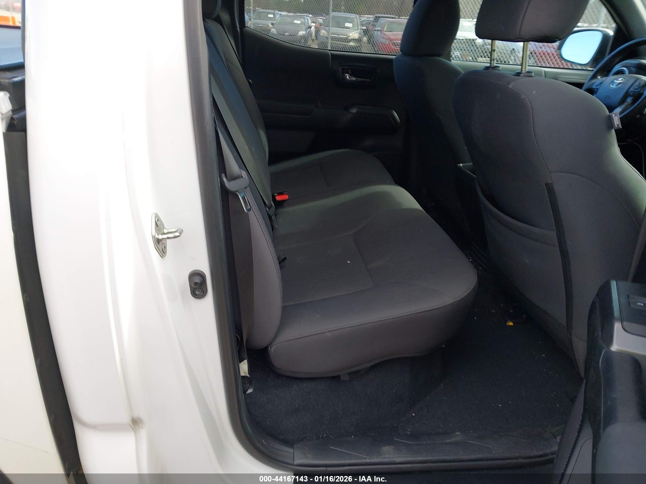 TOYOTA TACOMA image 8