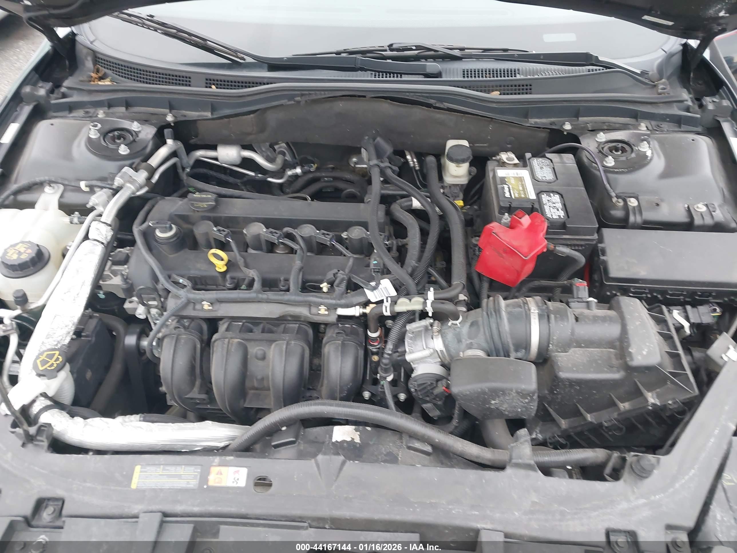 FORD FUSION image 10