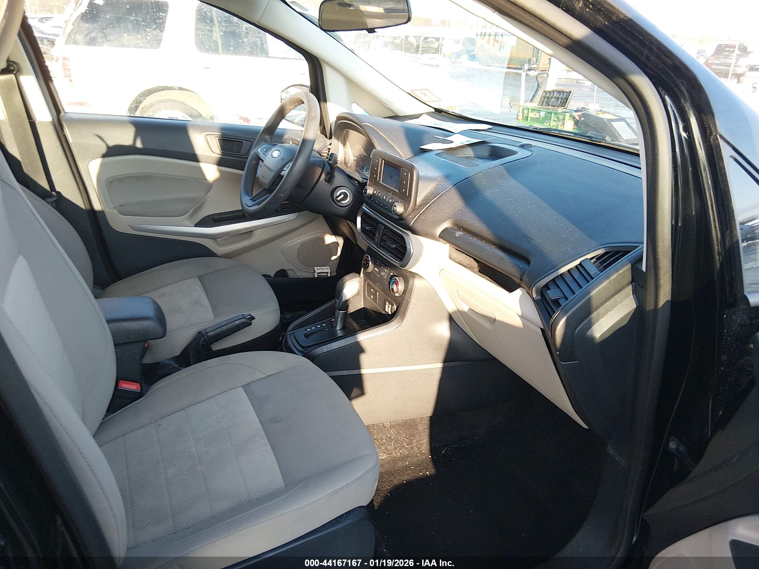 FORD ECOSPORT image 5