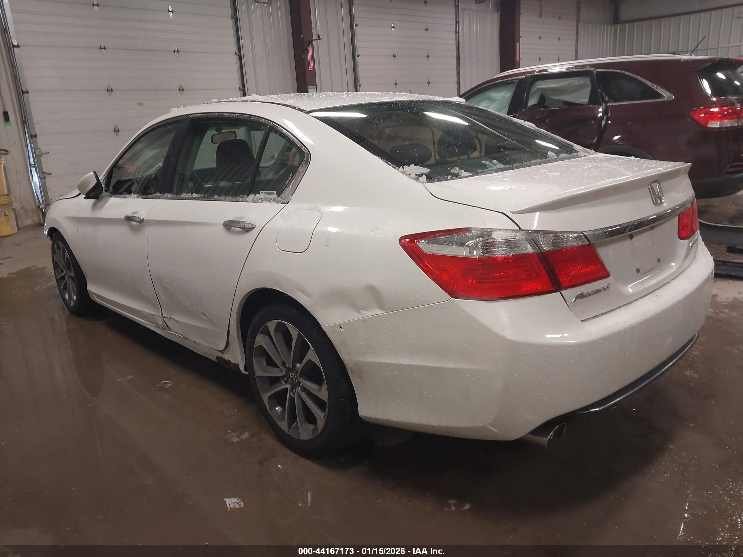 HONDA ACCORD image 3