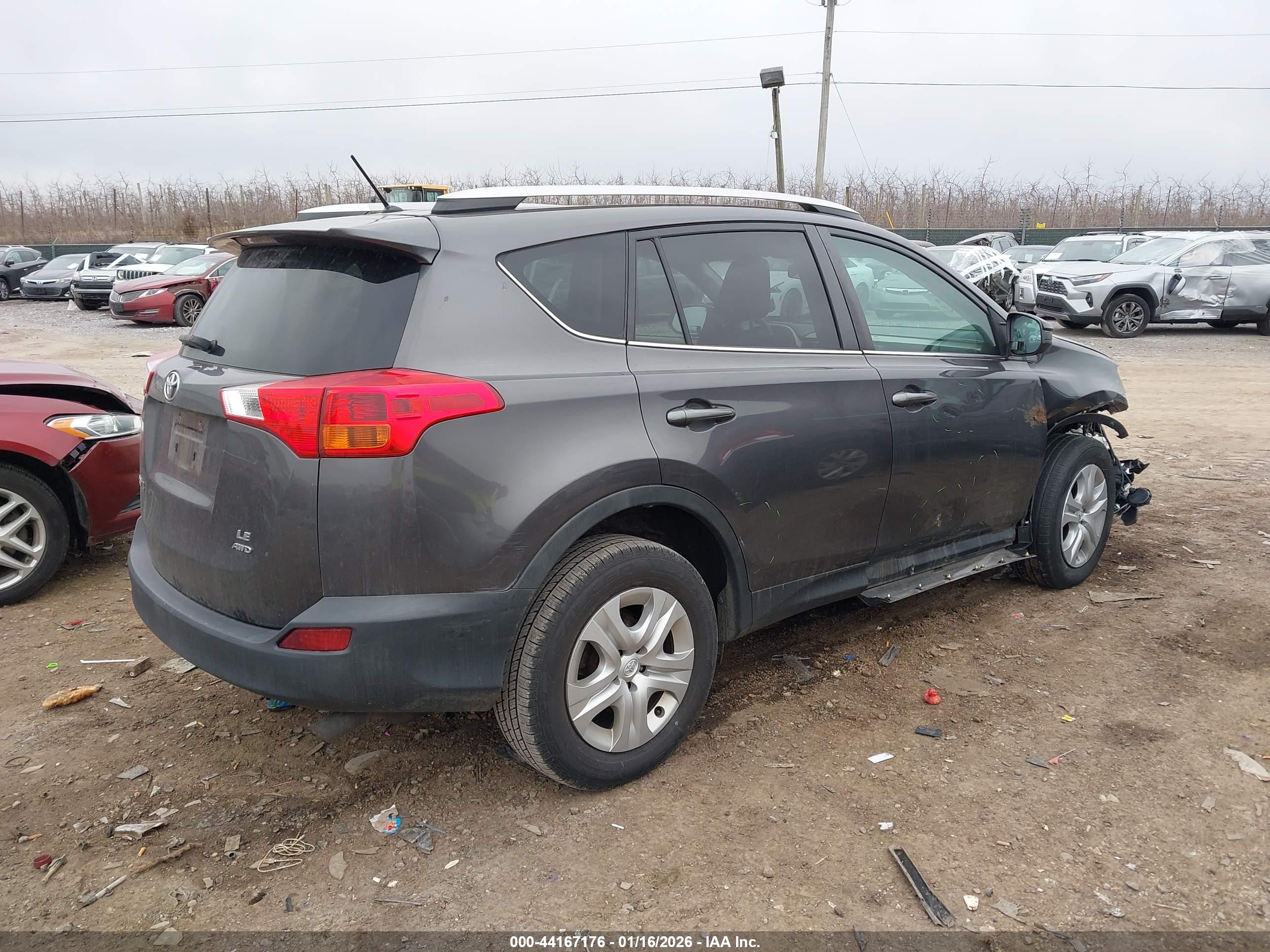 TOYOTA RAV4 image 4