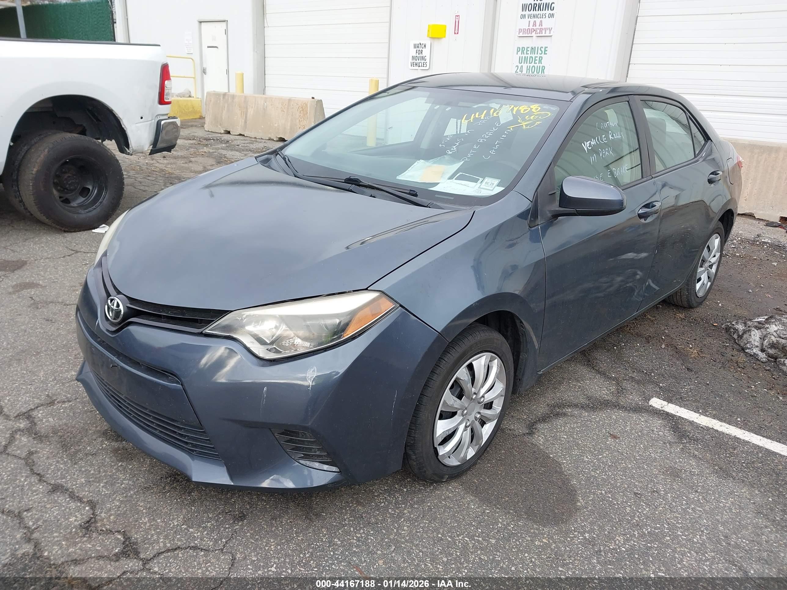 TOYOTA COROLLA image 2