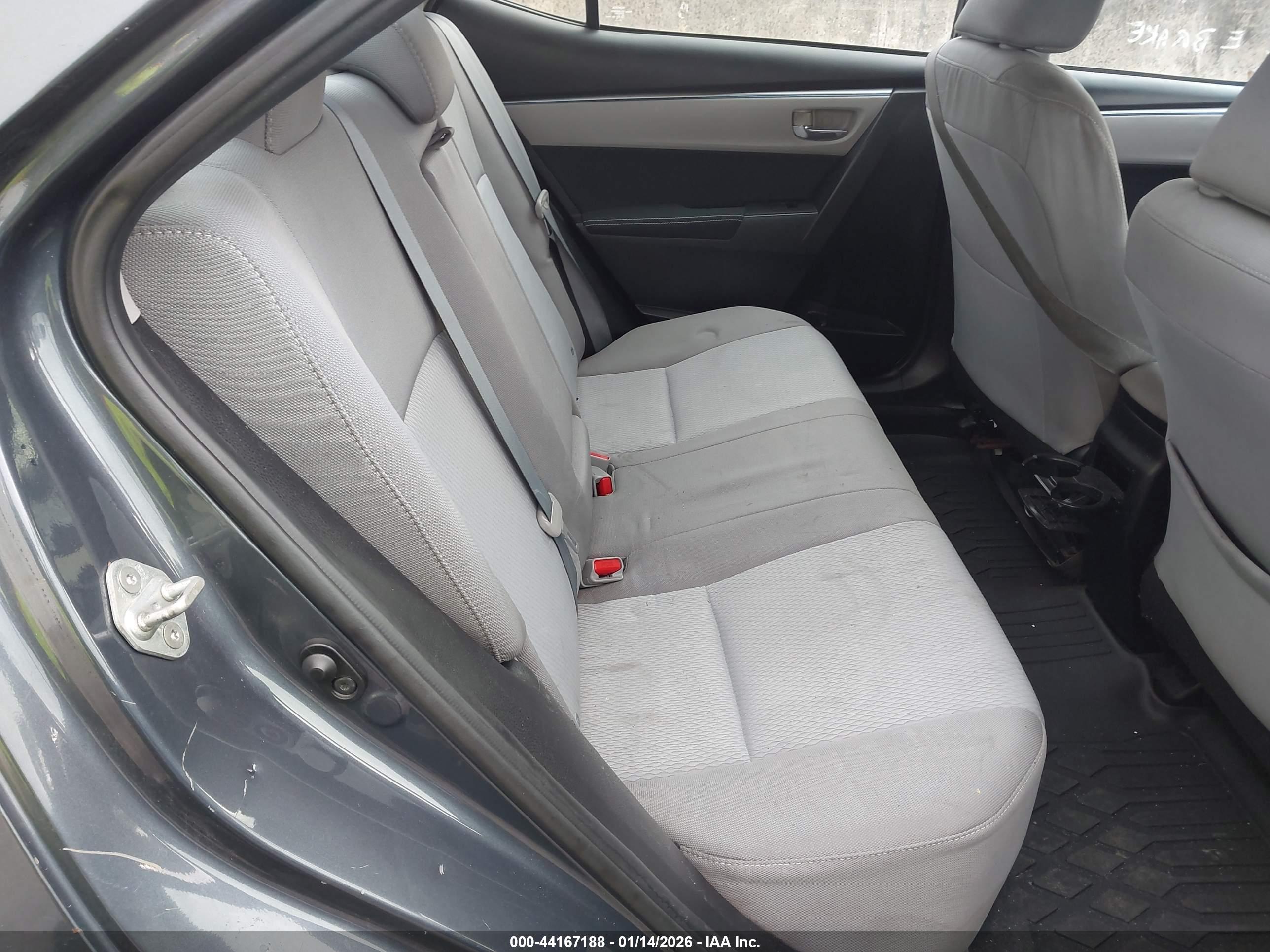 TOYOTA COROLLA image 8