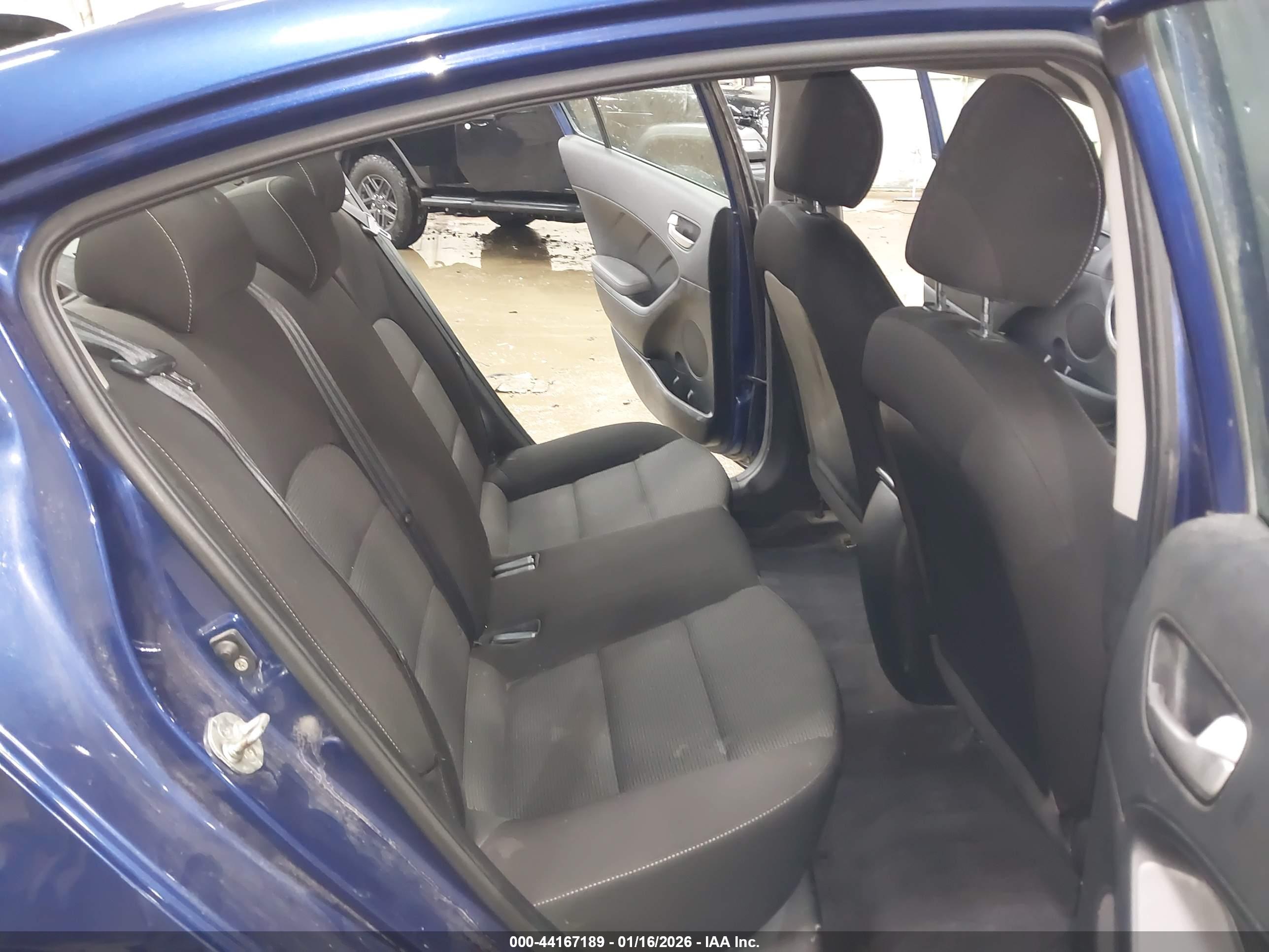 KIA FORTE image 8