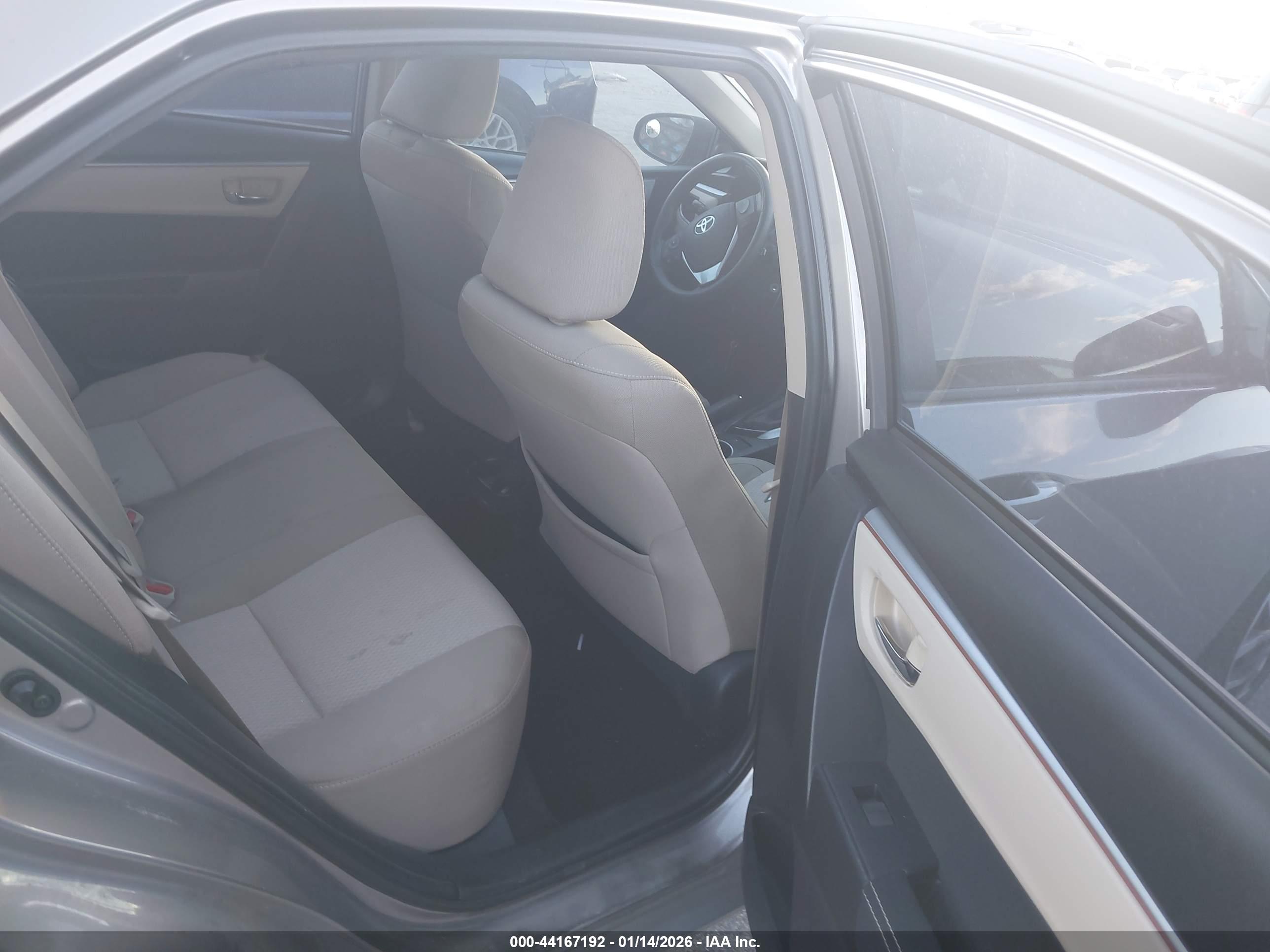 TOYOTA COROLLA image 8