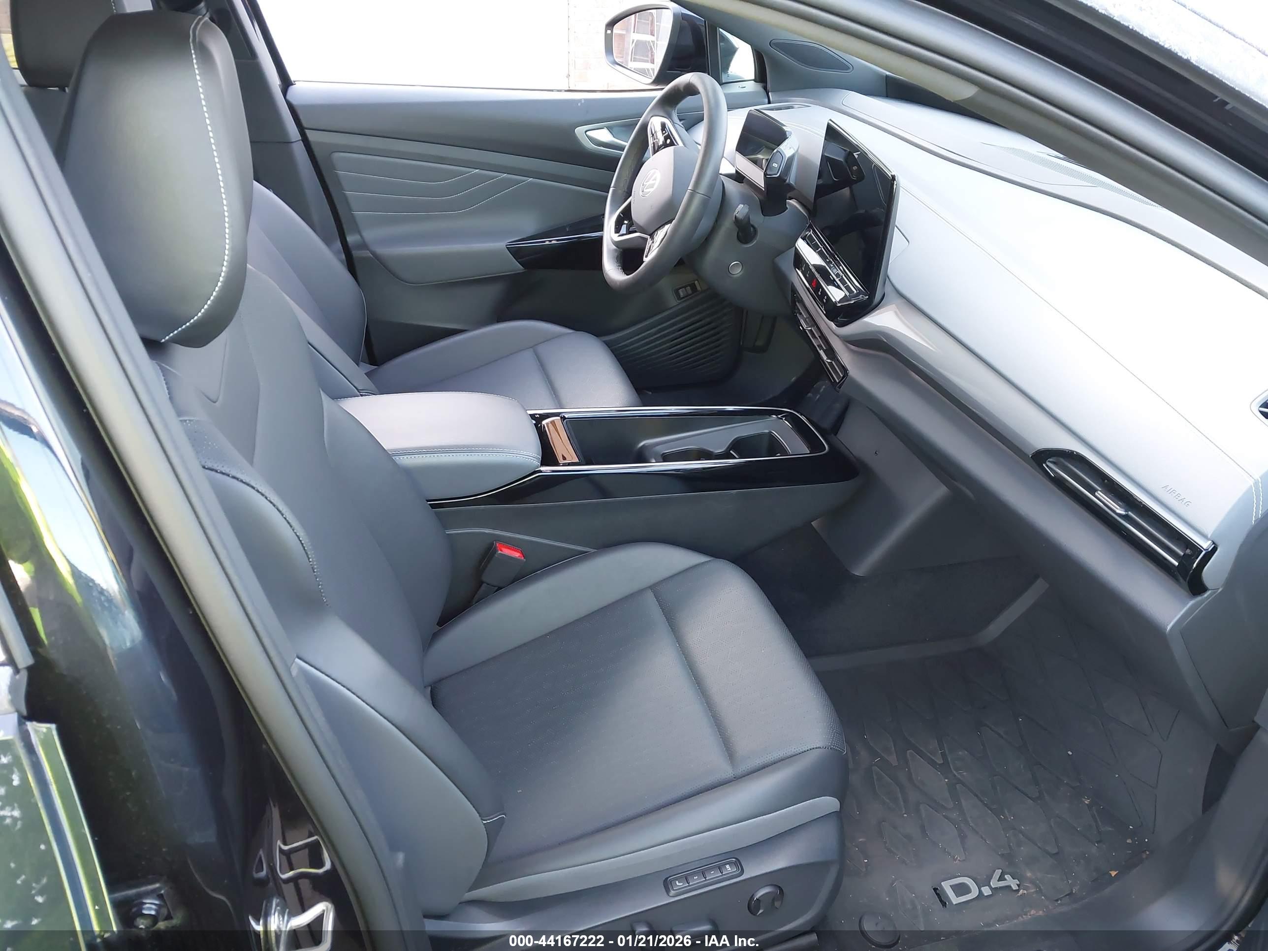 VOLKSWAGEN ID.4 image 5