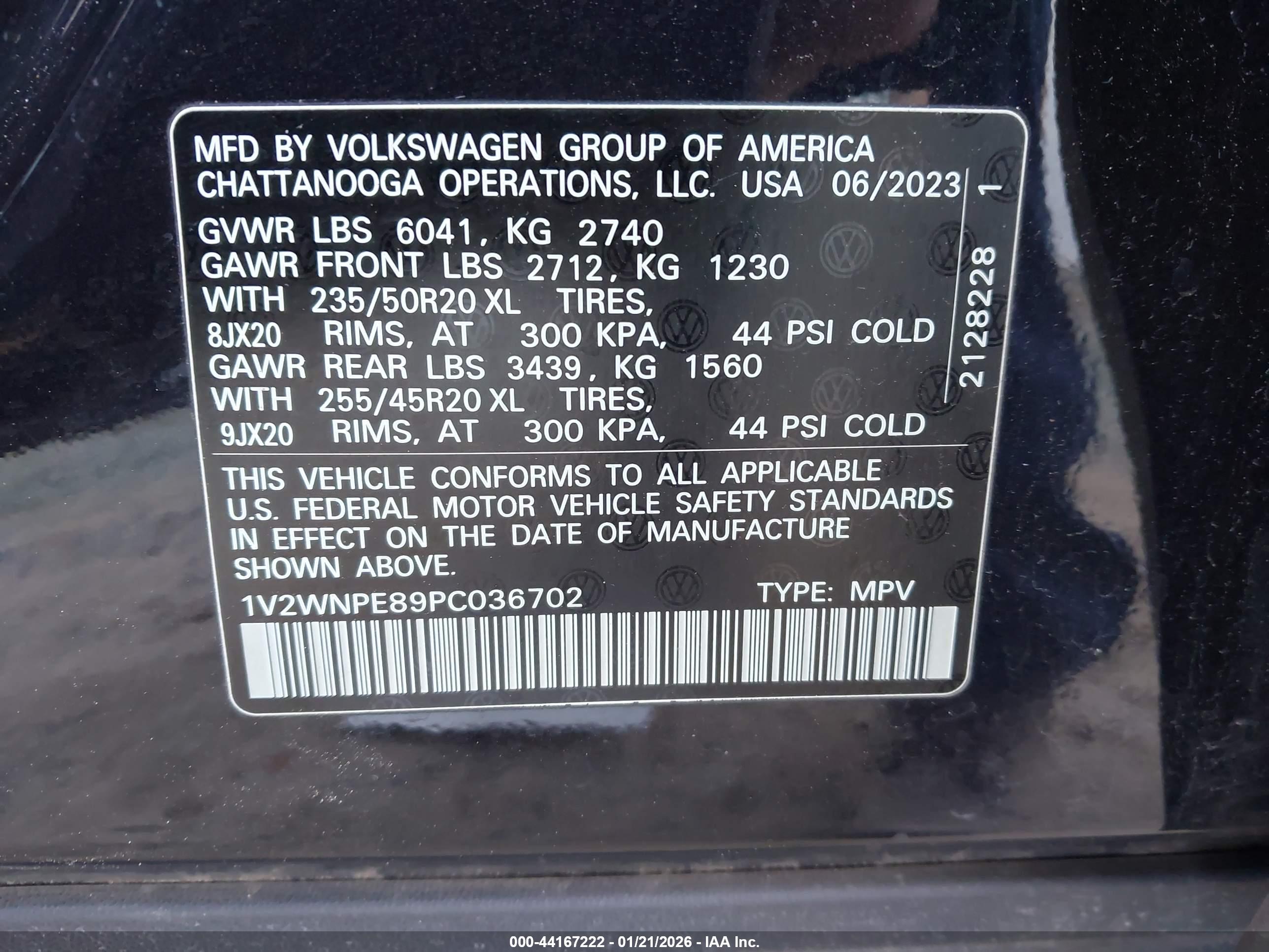 VOLKSWAGEN ID.4 image 9