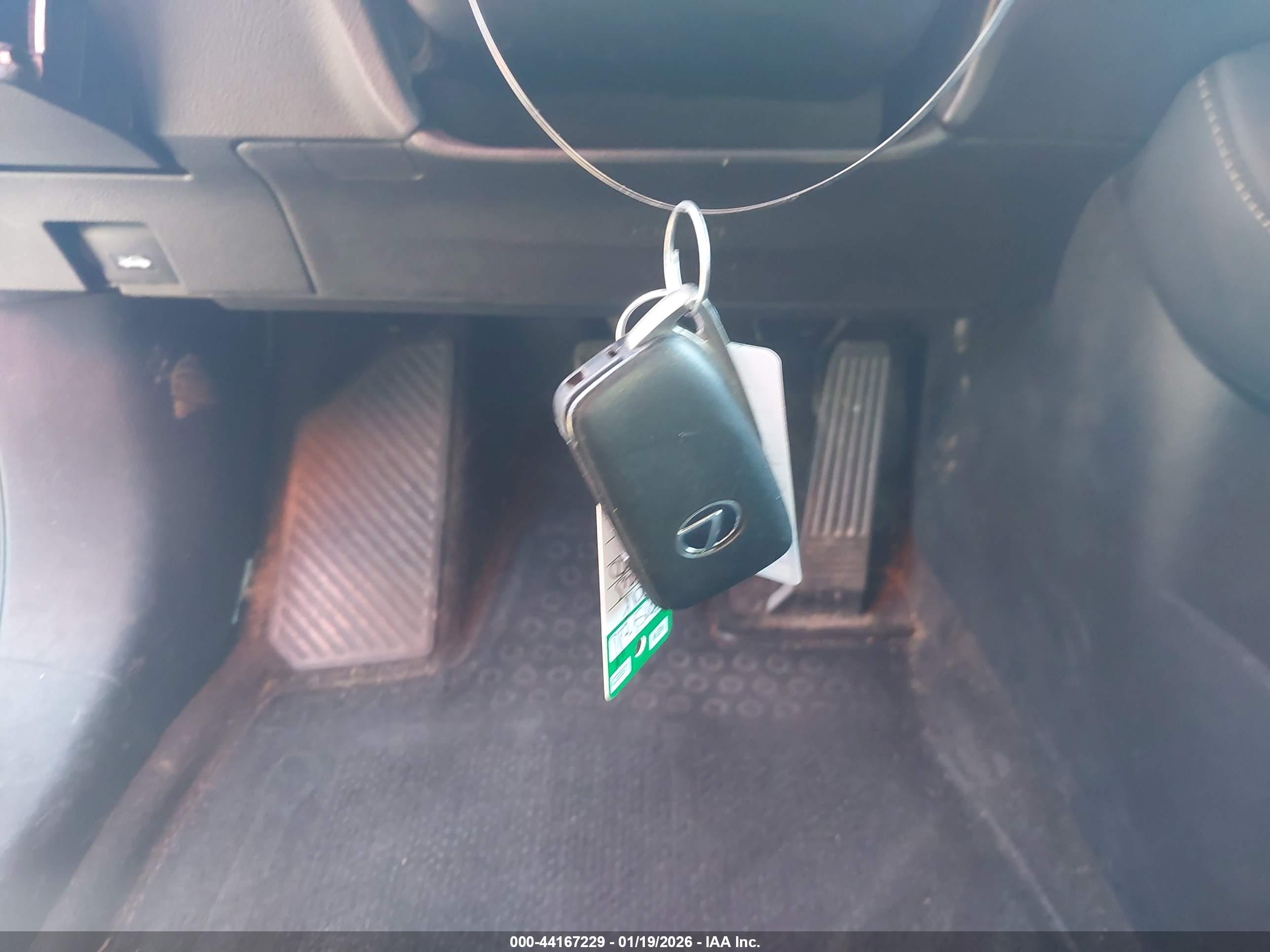 LEXUS RX image 11