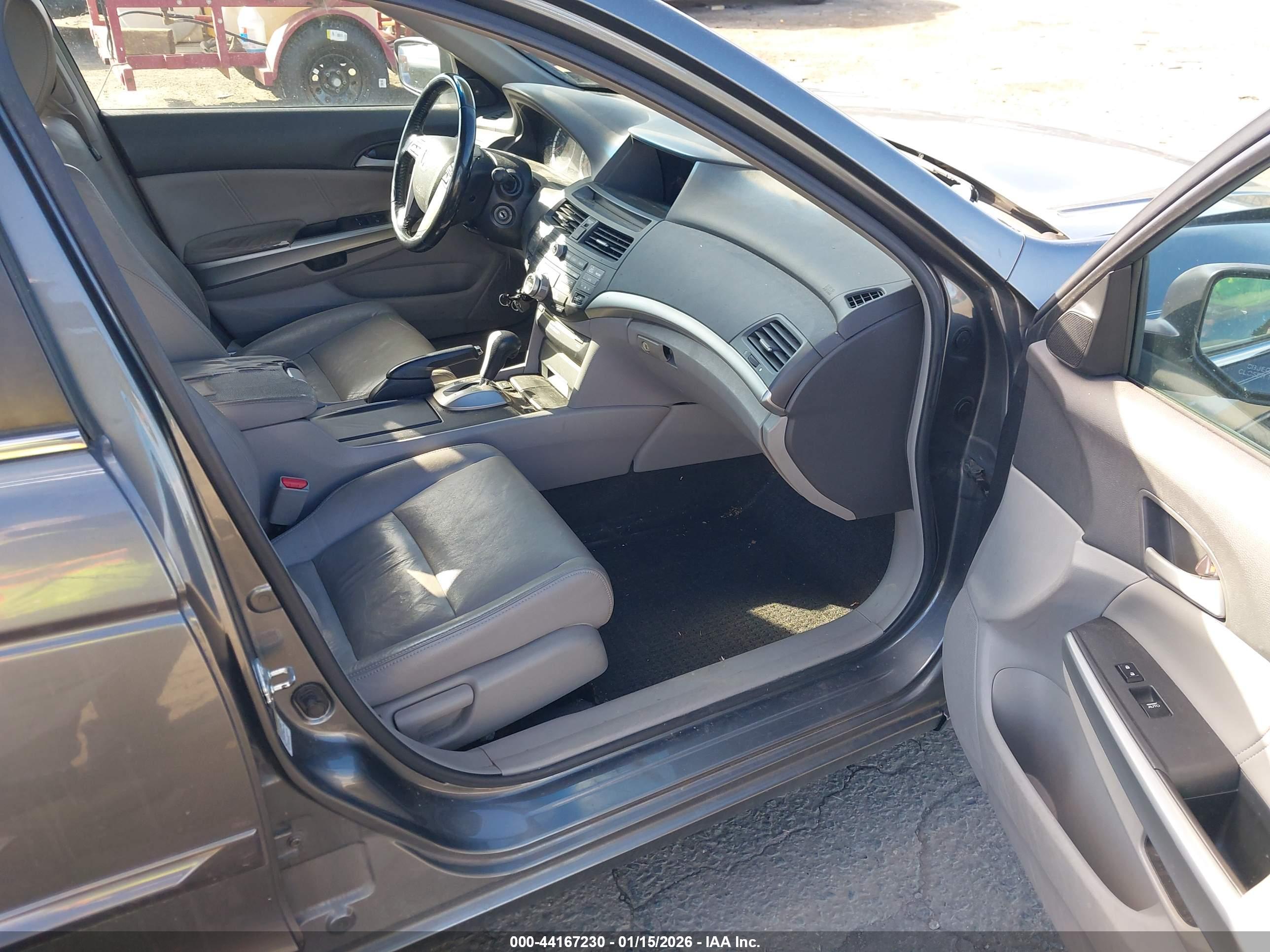 HONDA ACCORD image 5