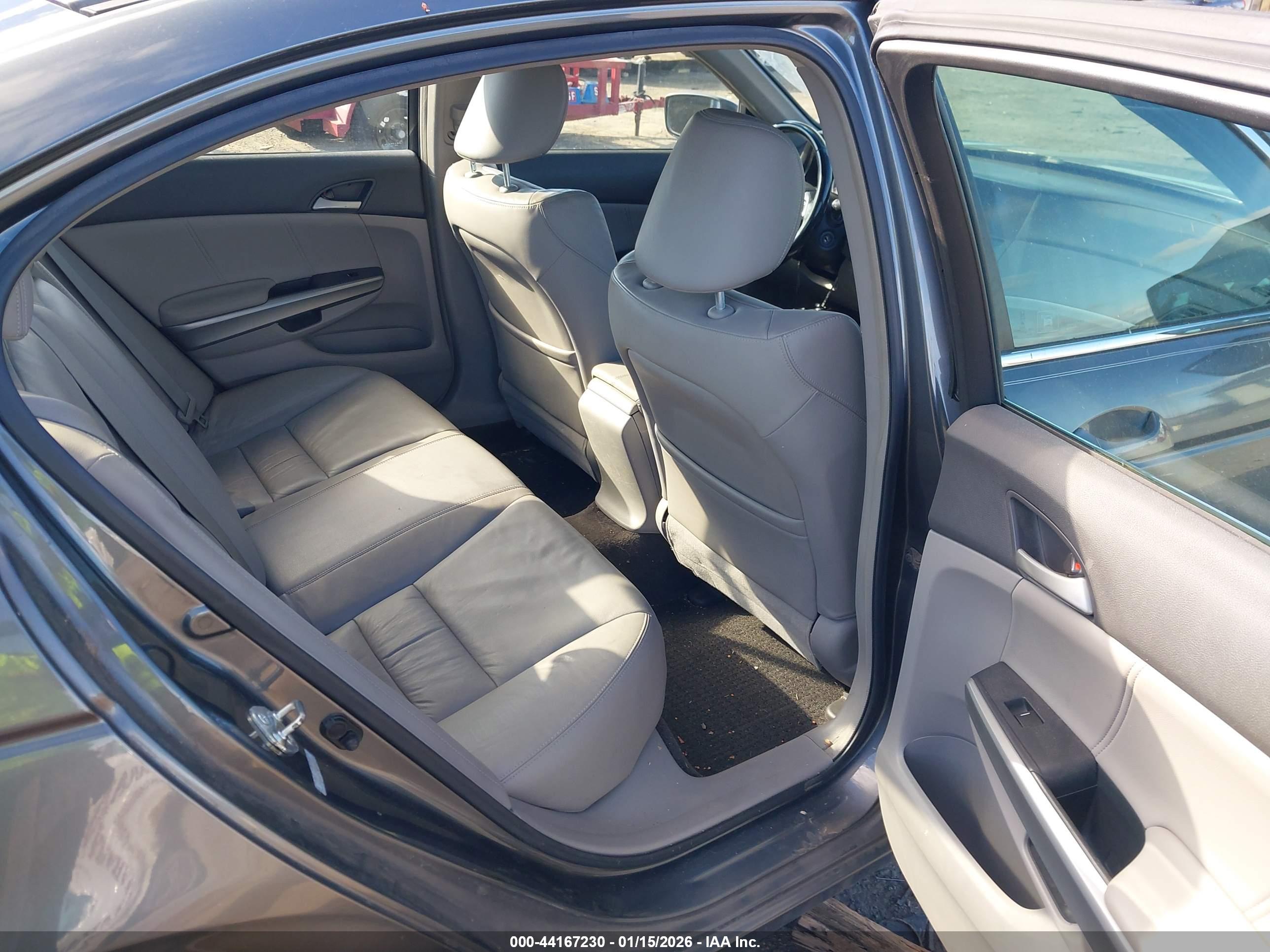 HONDA ACCORD image 8