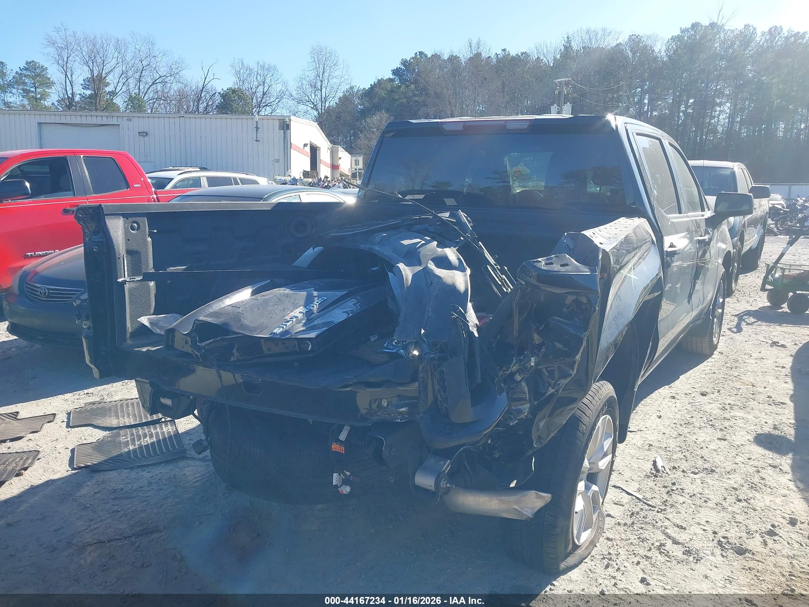 CHEVROLET SILVERADO image 4