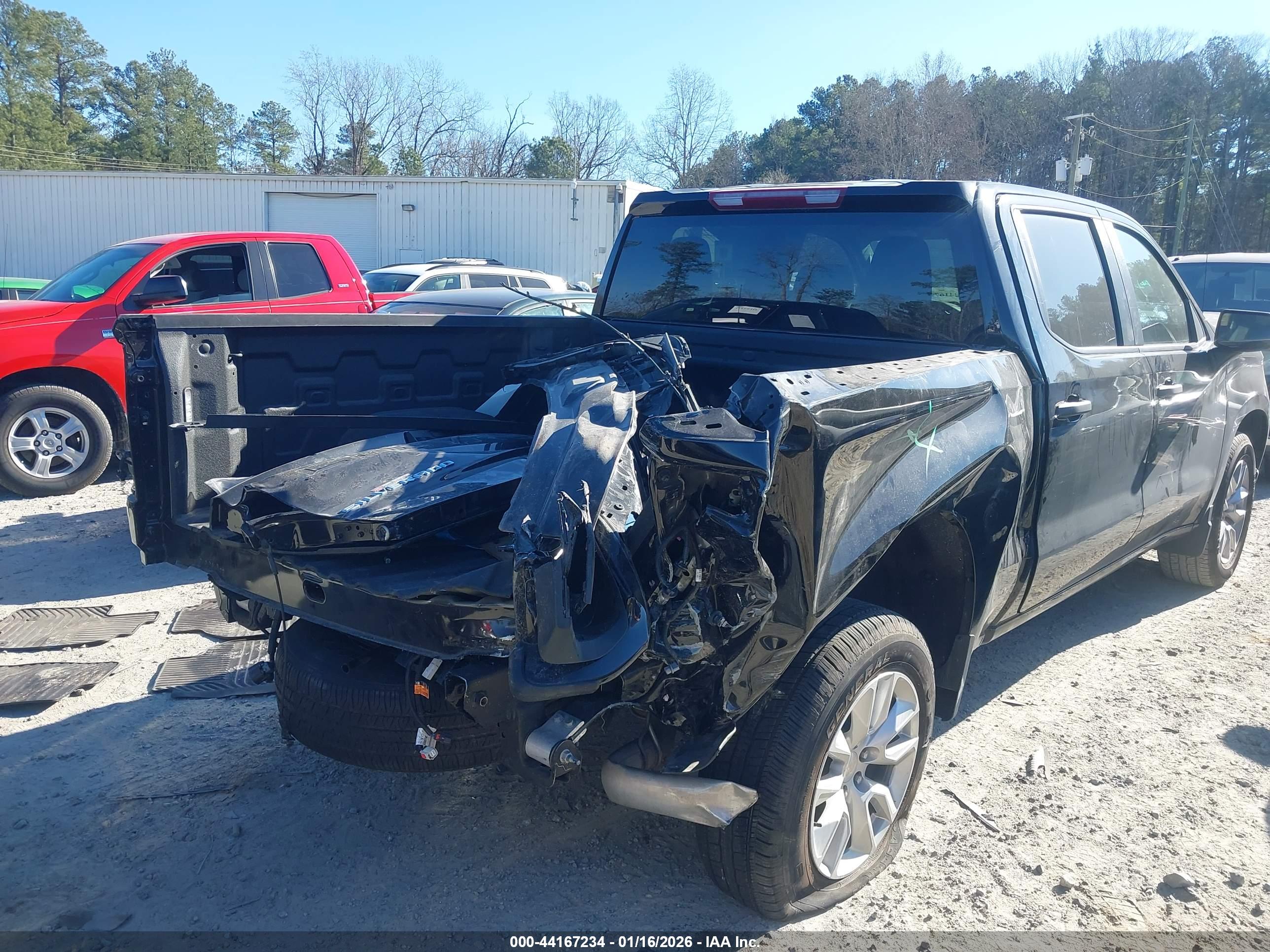 CHEVROLET SILVERADO image 6