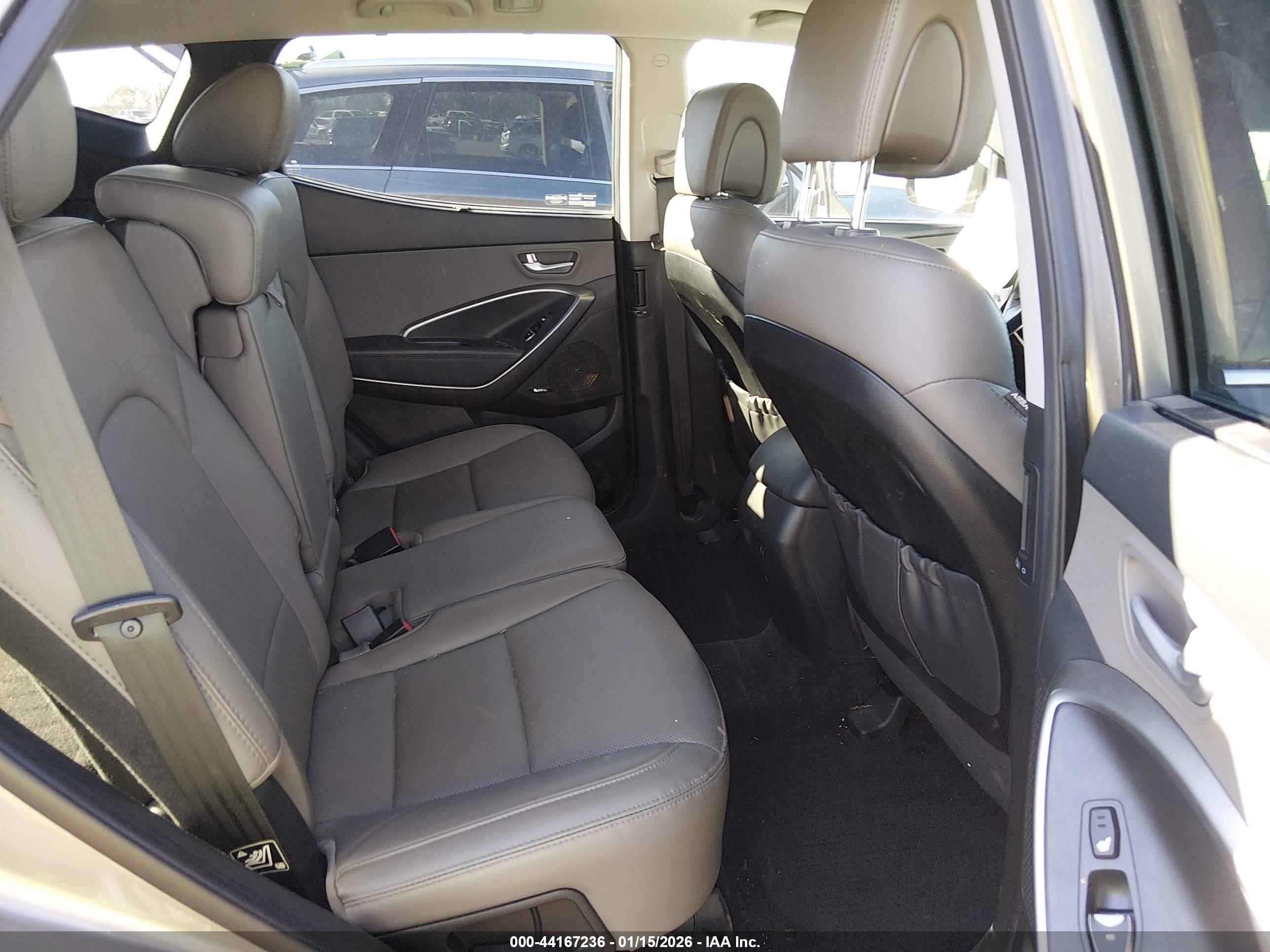 HYUNDAI SANTA image 8