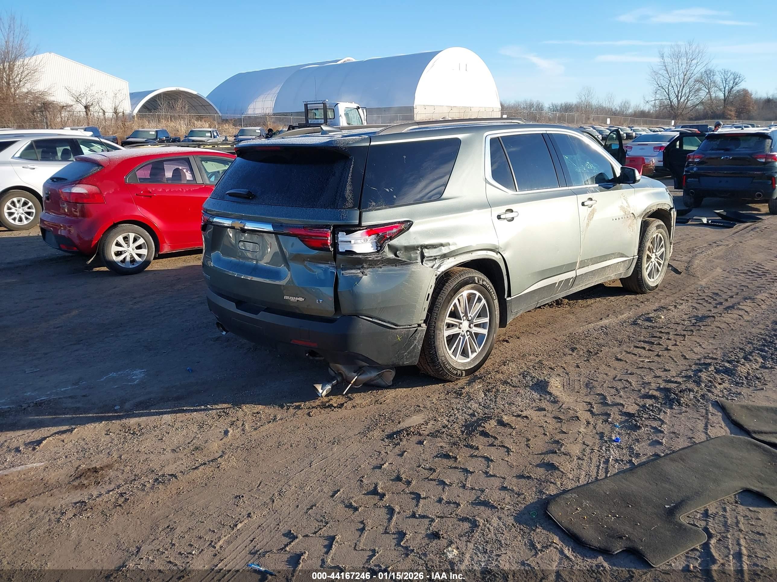 CHEVROLET TRAVERSE image 4