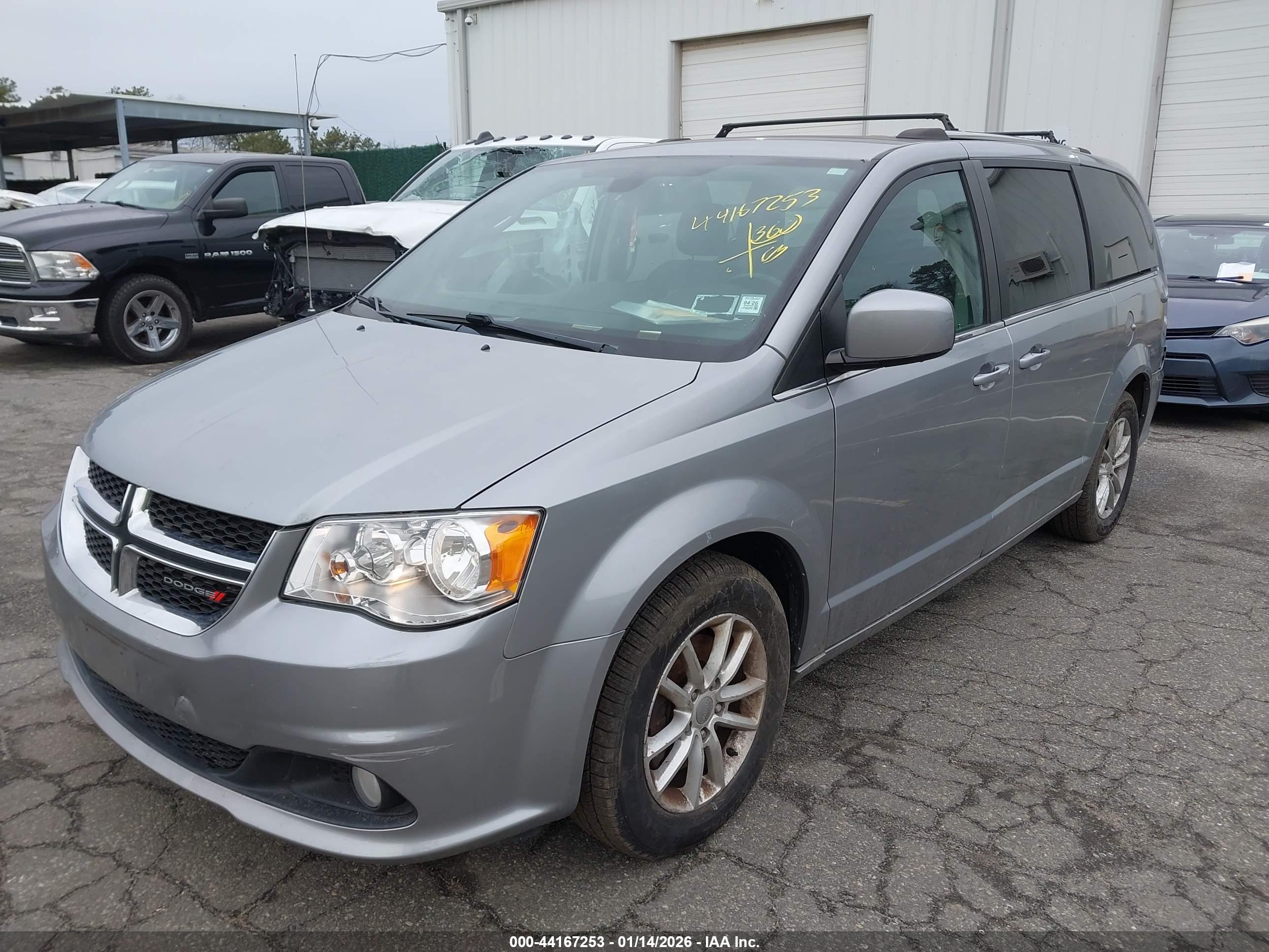 DODGE GRAND image 2