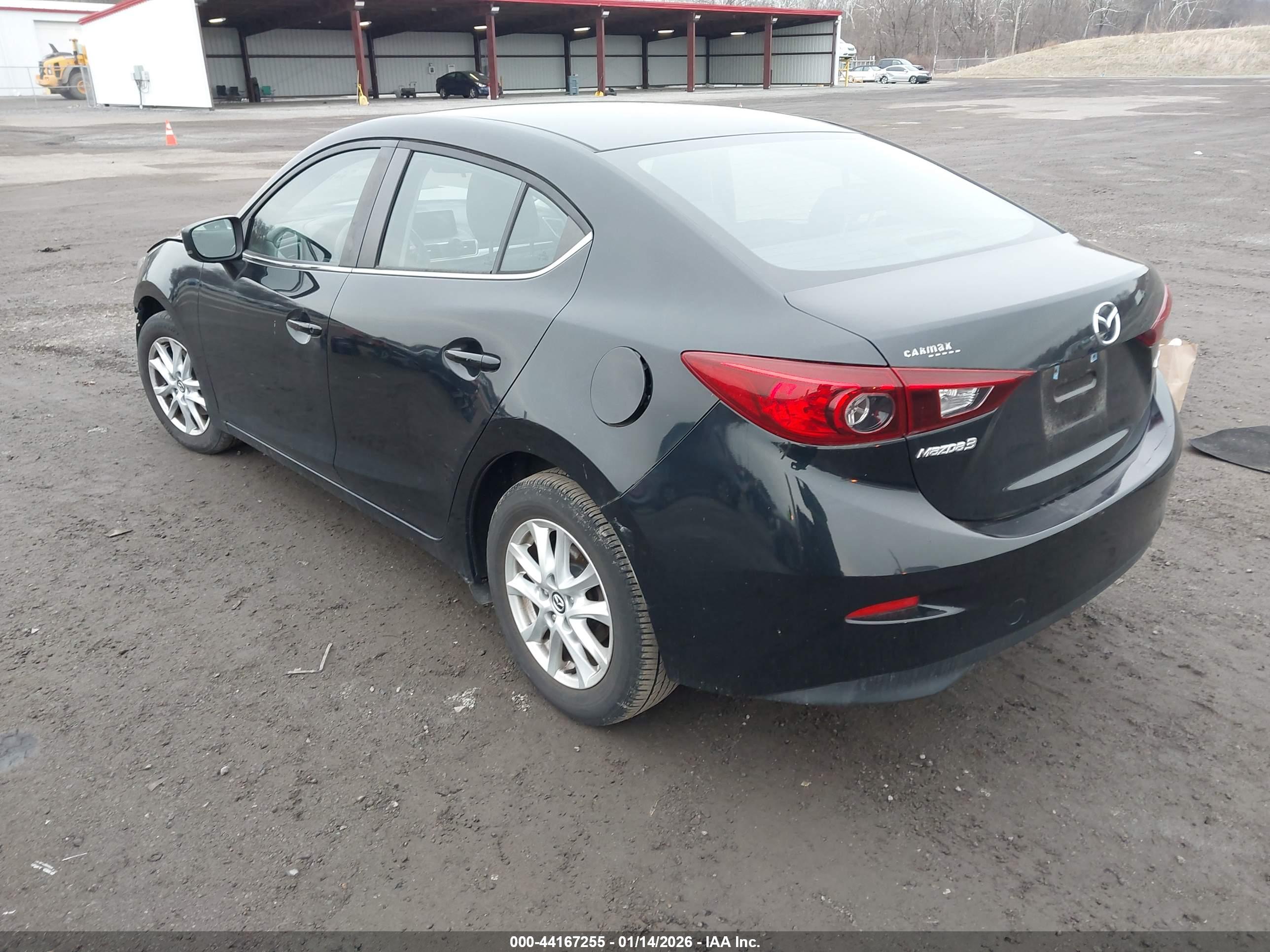 MAZDA MAZDA3 image 3