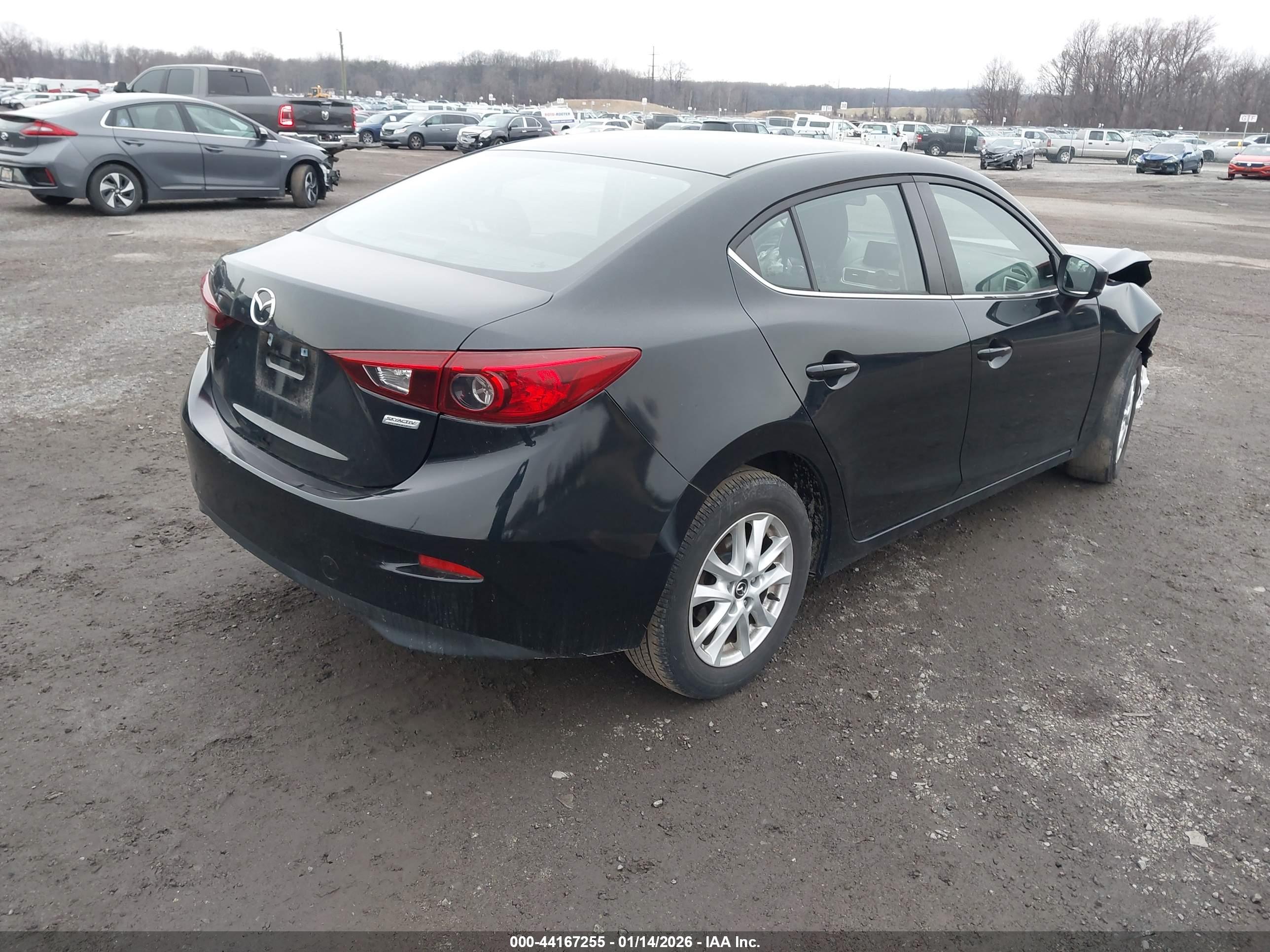 MAZDA MAZDA3 image 4