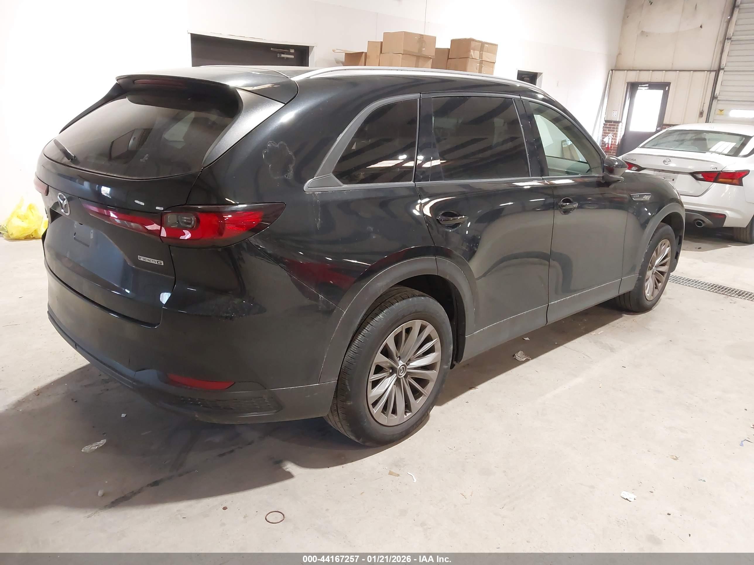 MAZDA CX-90 image 4