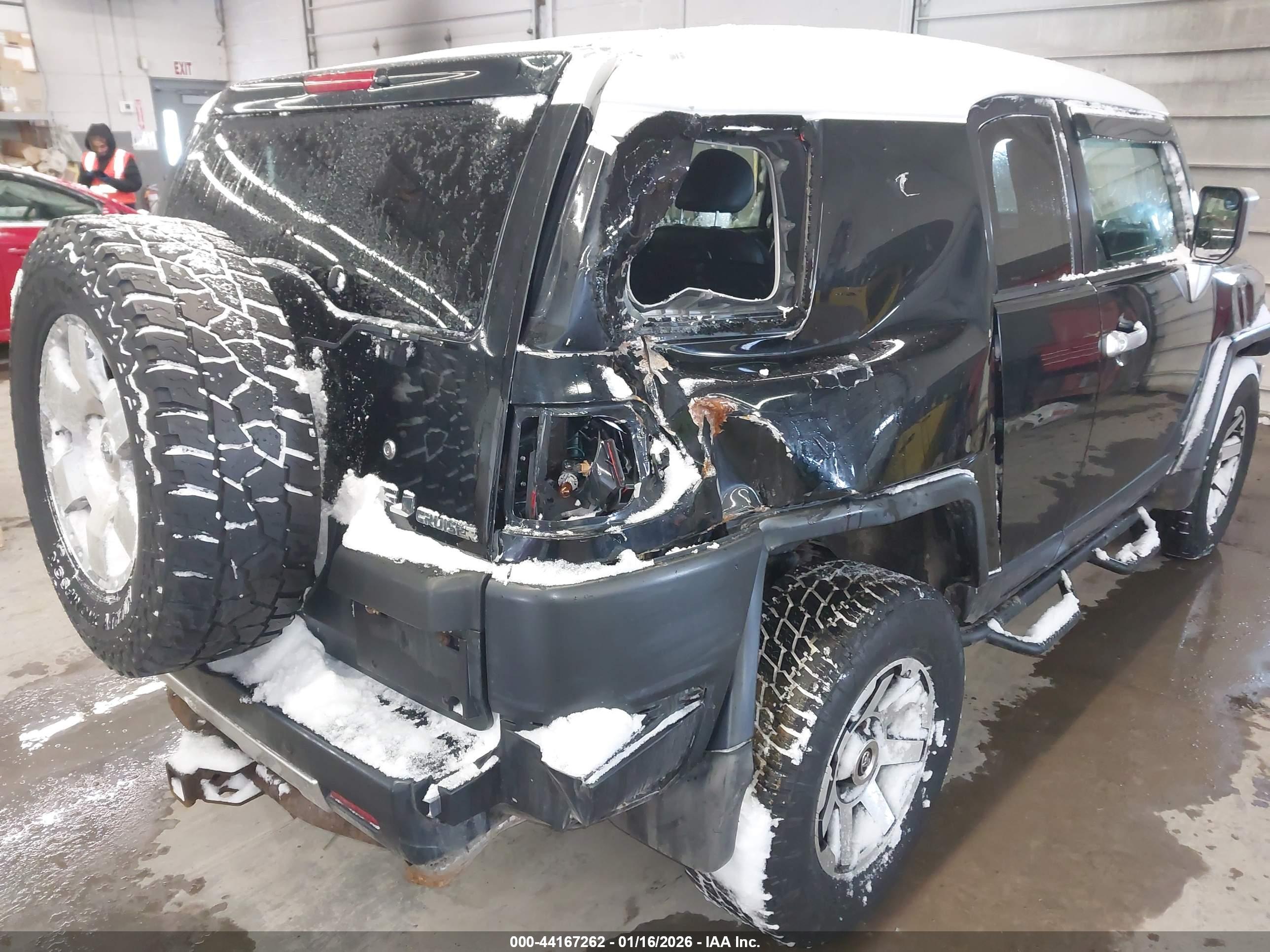 TOYOTA FJ image 6