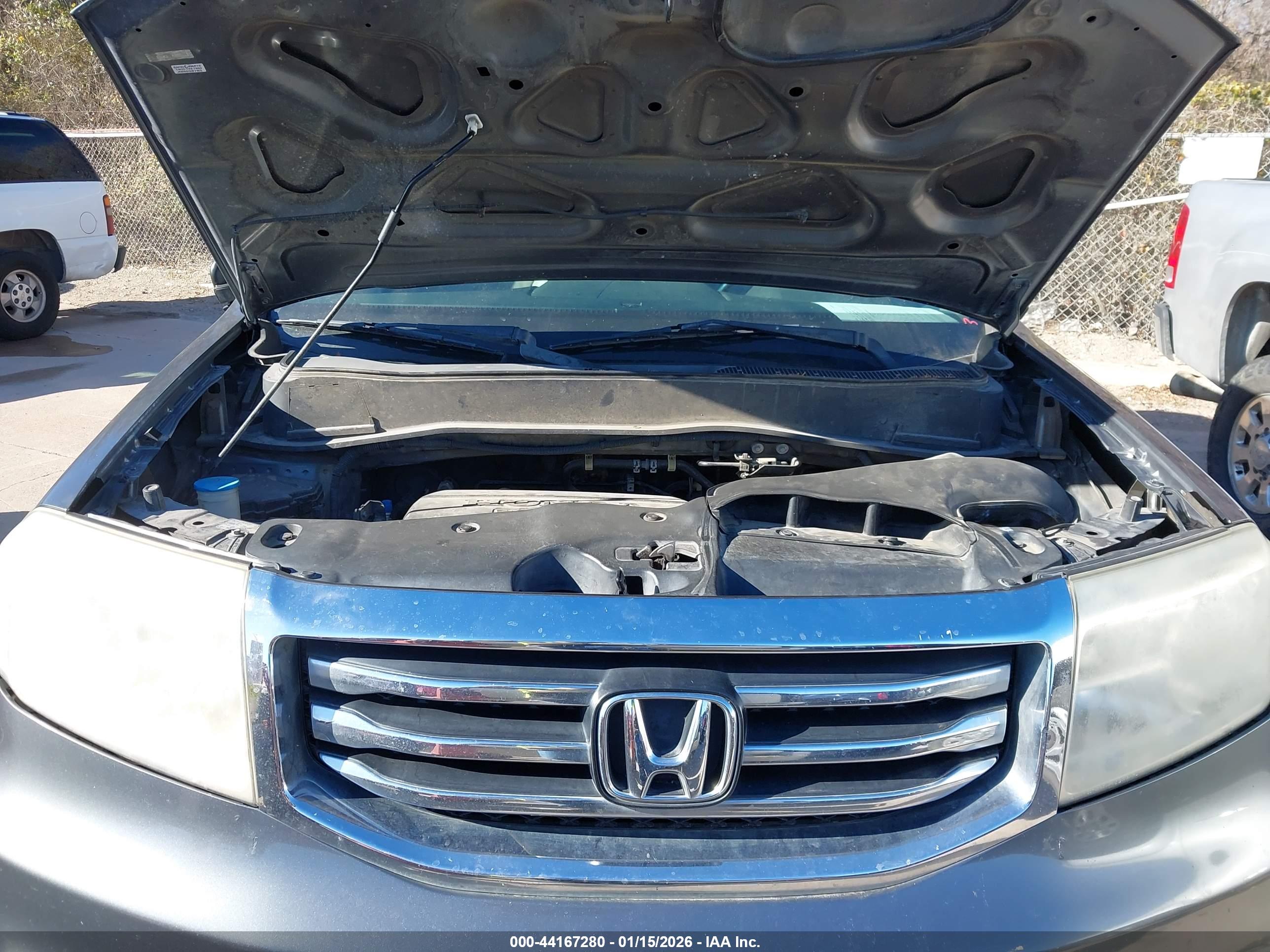 HONDA PILOT image 10
