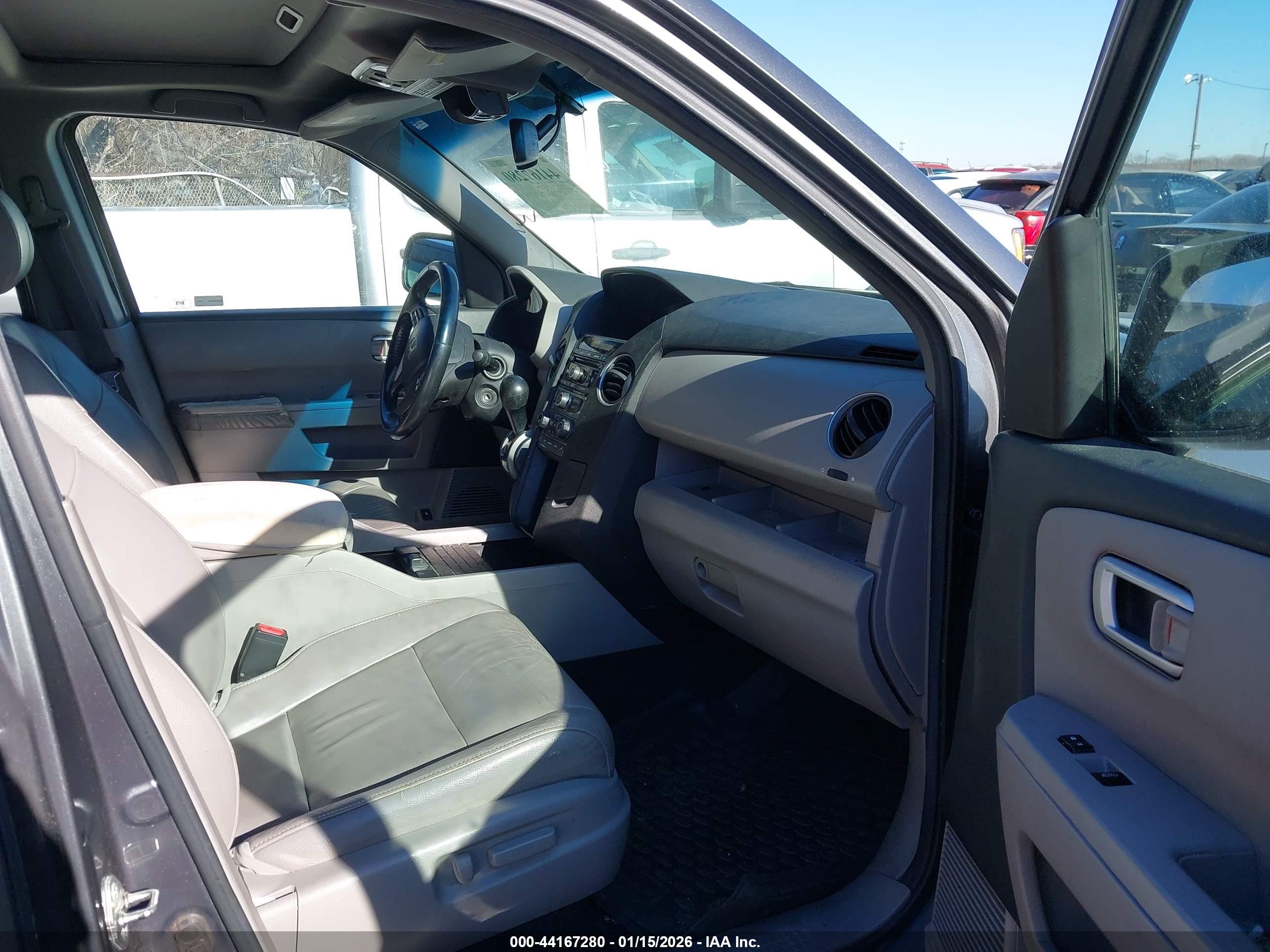 HONDA PILOT image 5