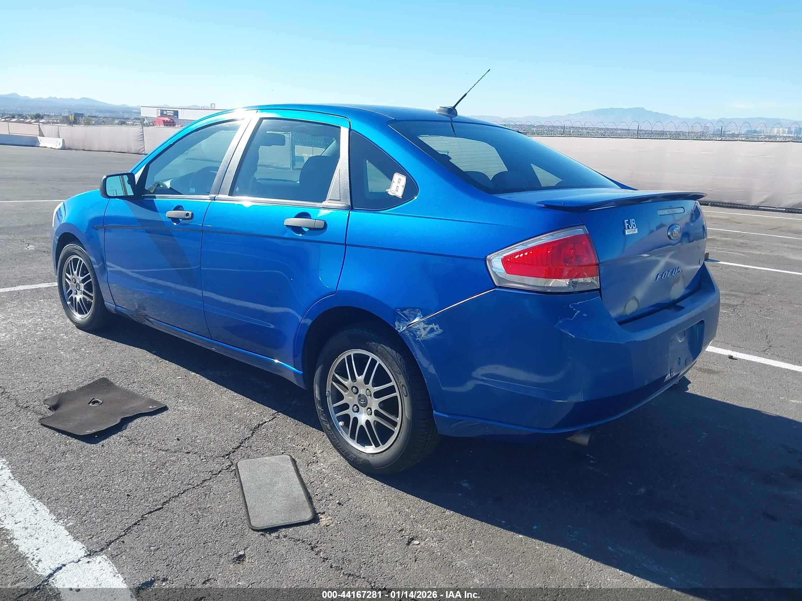 FORD FOCUS image 3