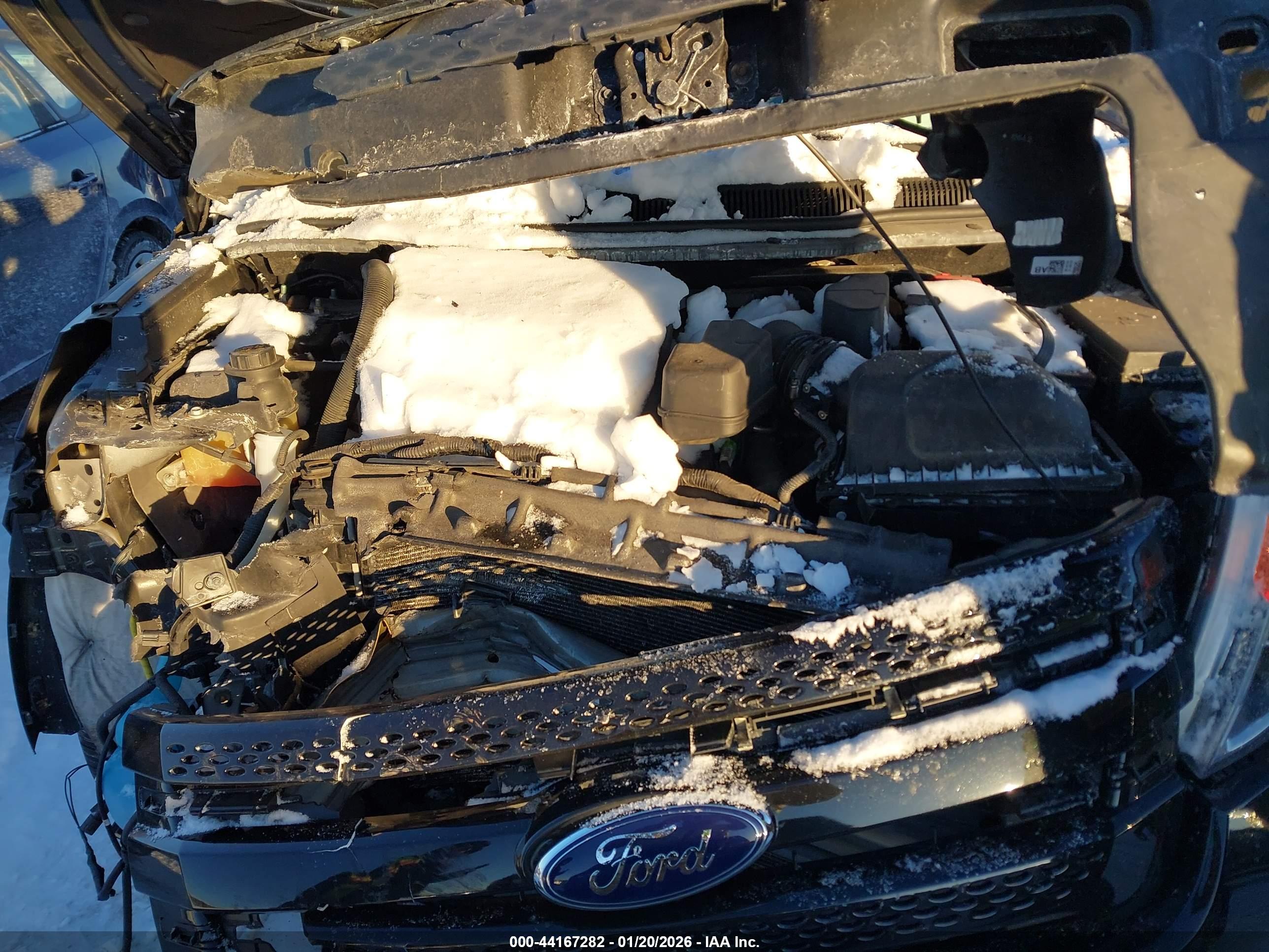 FORD EXPLORER image 10