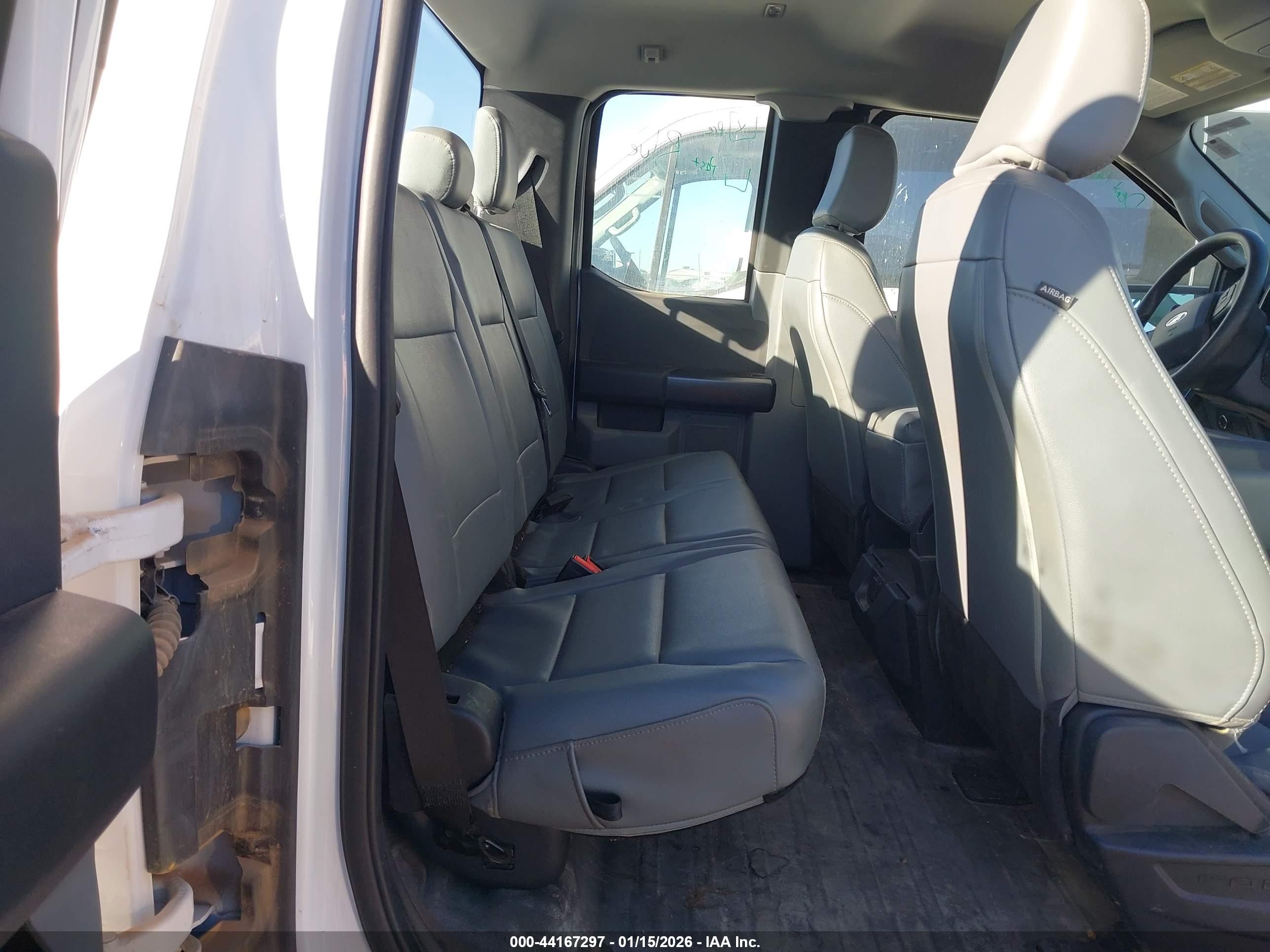 FORD F-150 image 8