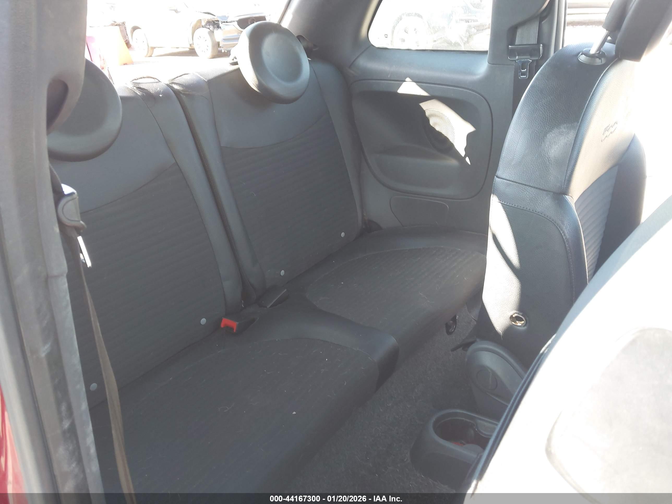FIAT 500 image 8