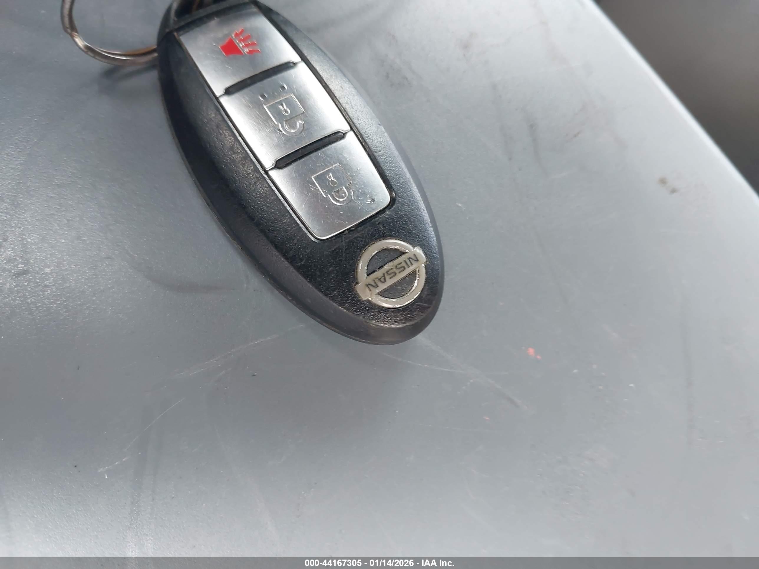 NISSAN ROGUE image 11