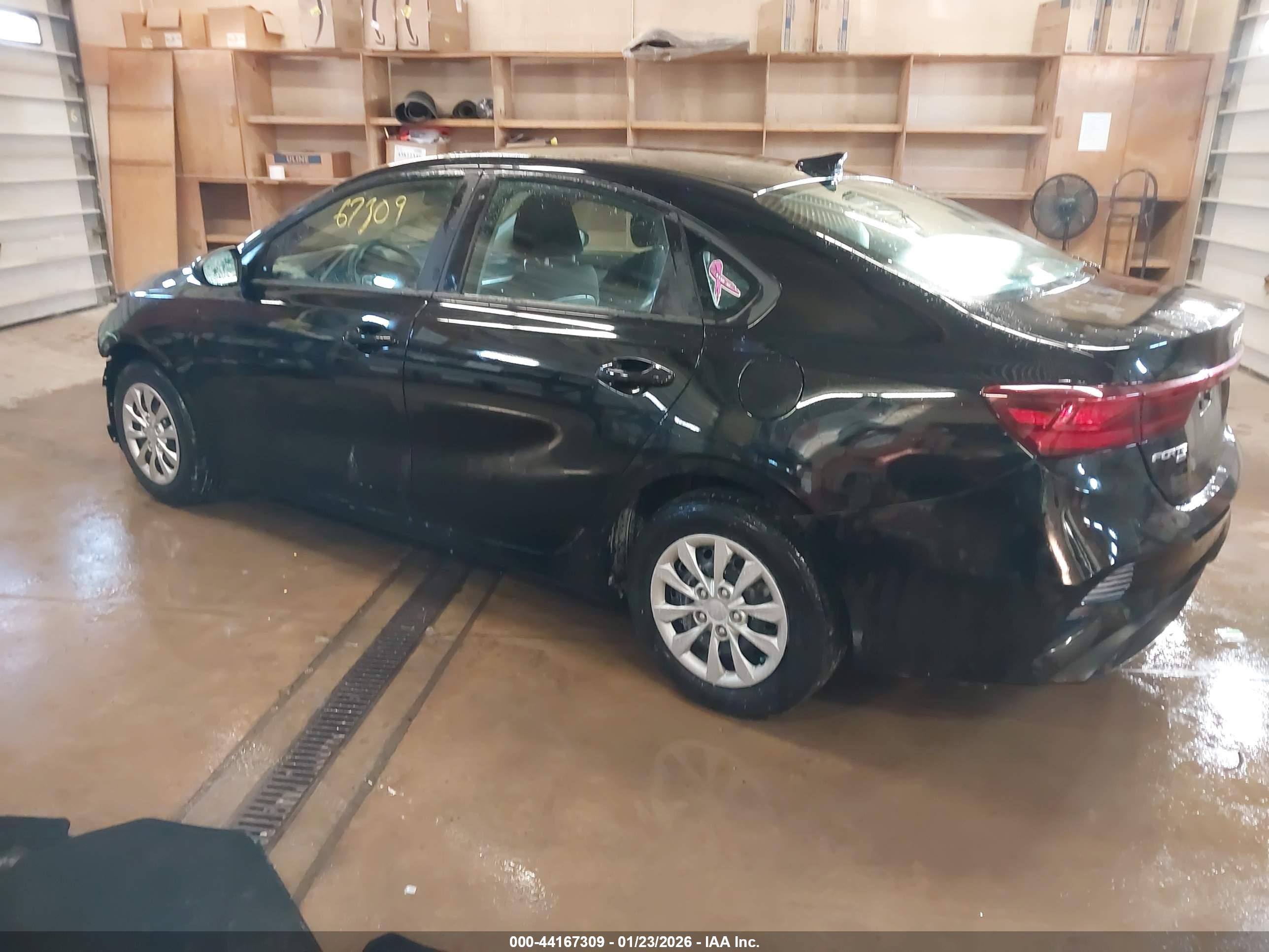 KIA FORTE image 3
