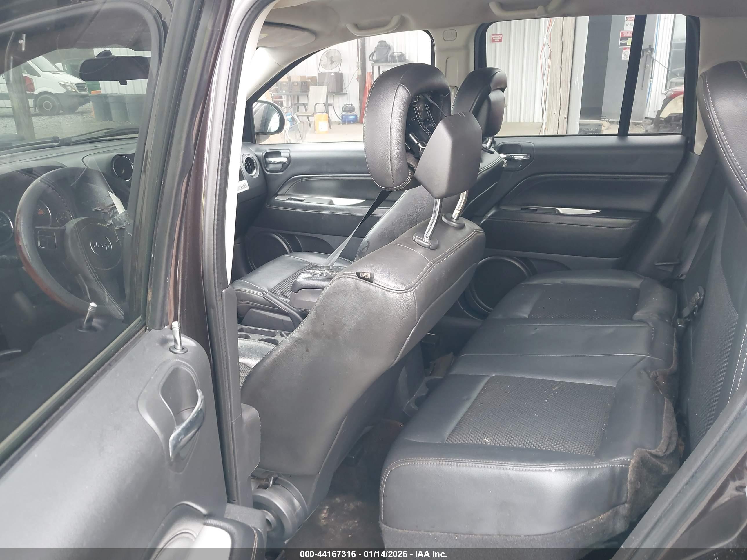 JEEP COMPASS image 8