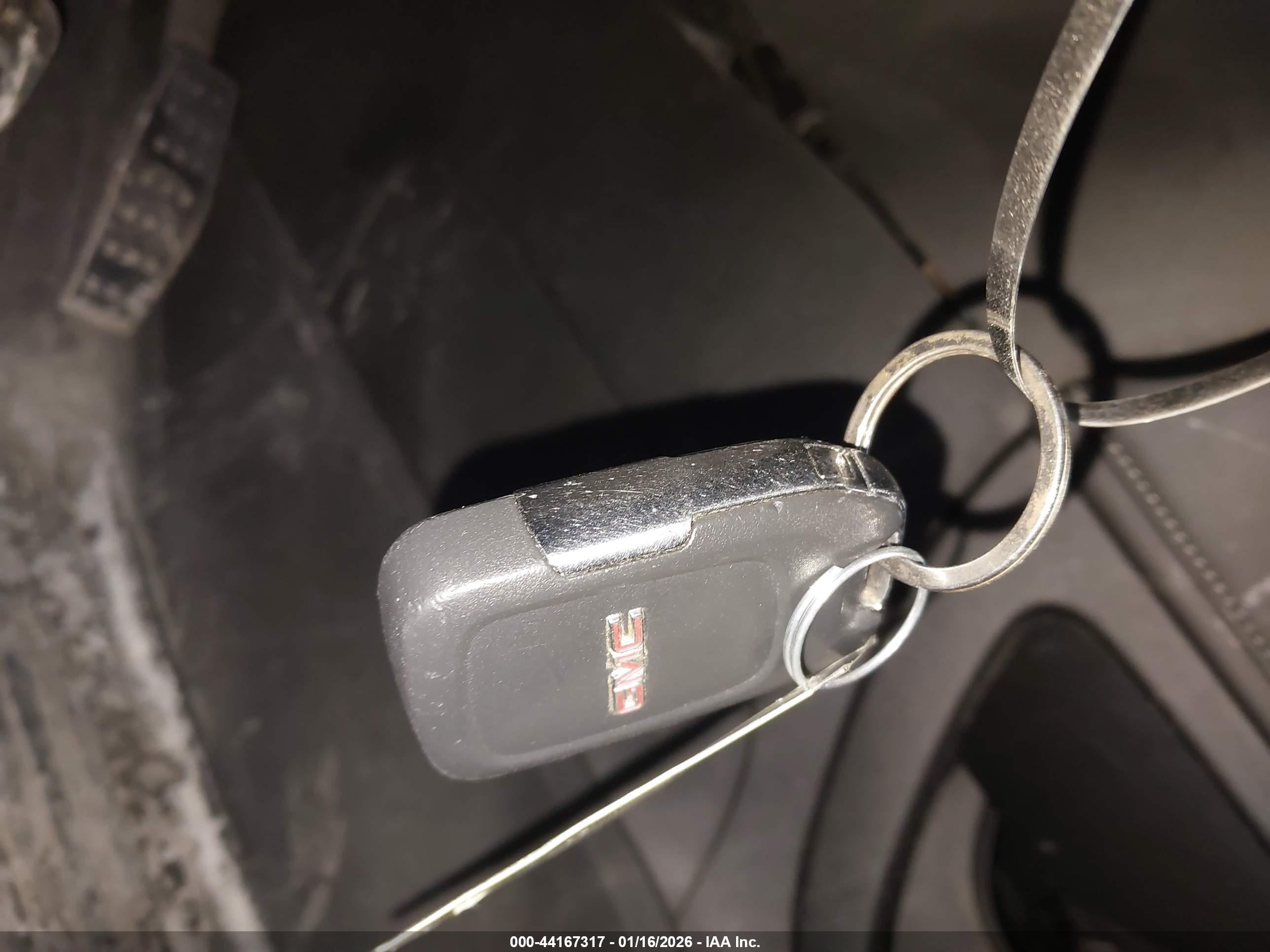 GMC ACADIA image 11