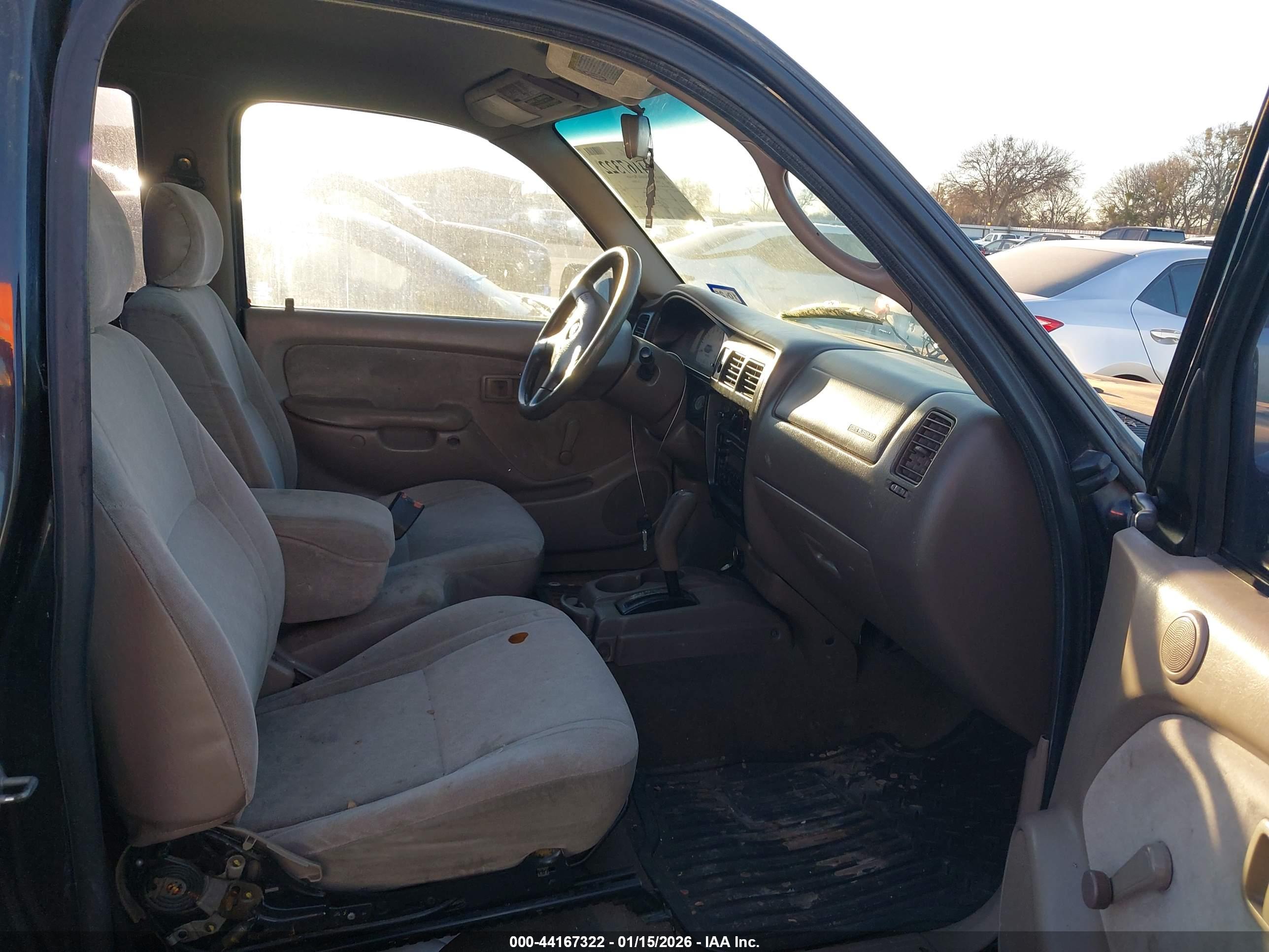 TOYOTA TACOMA image 5