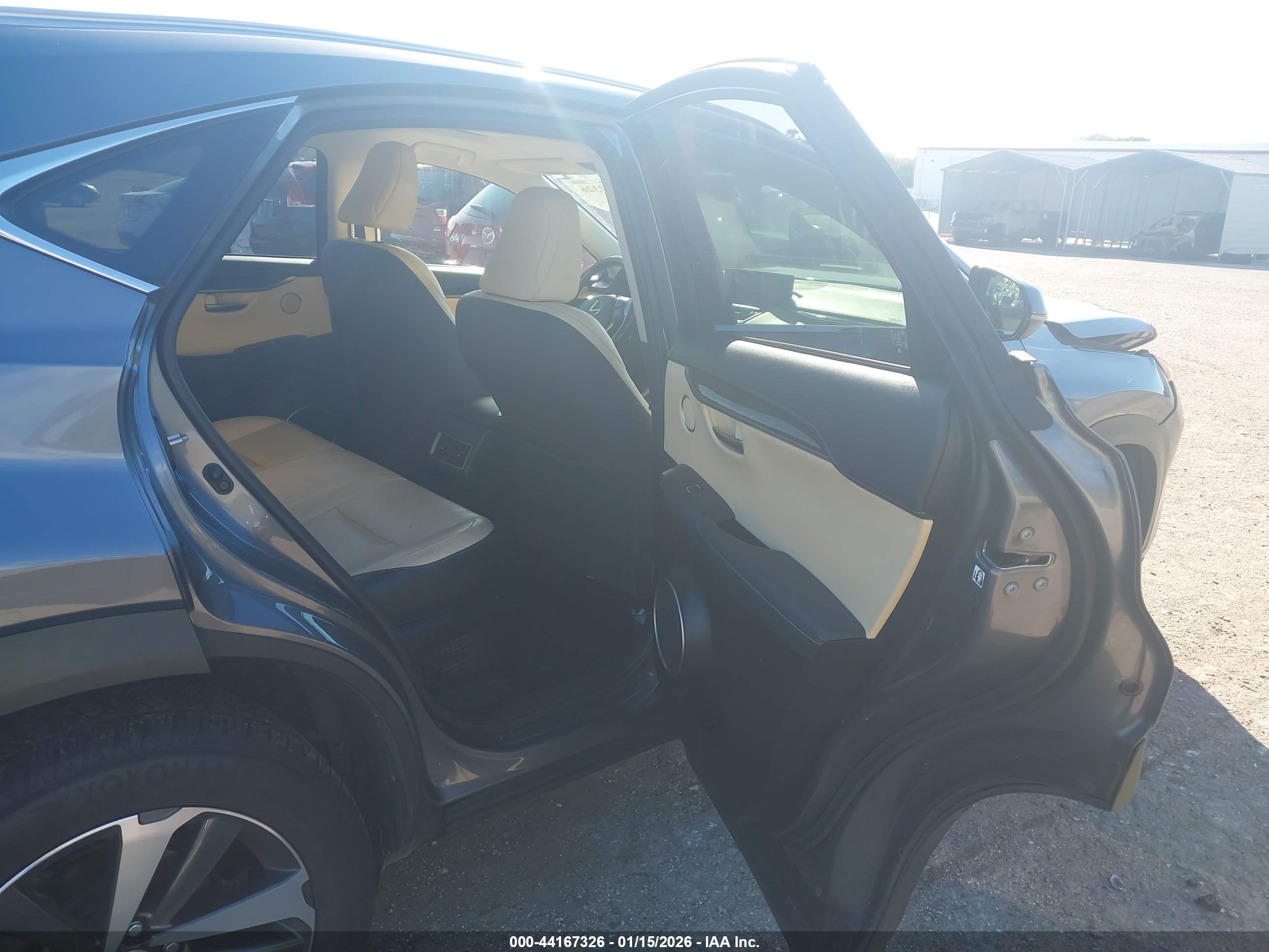 LEXUS NX image 8
