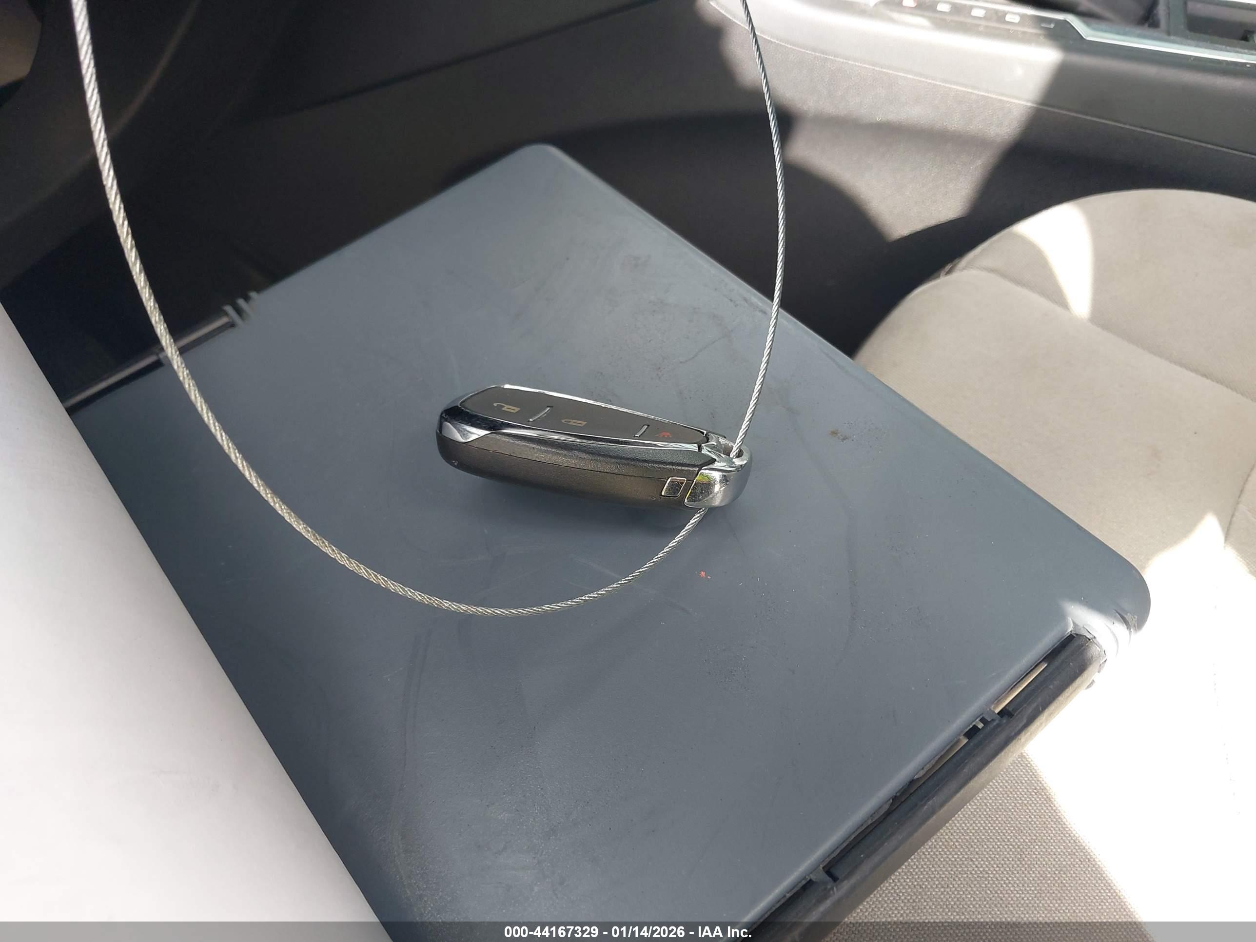 CHEVROLET EQUINOX image 11