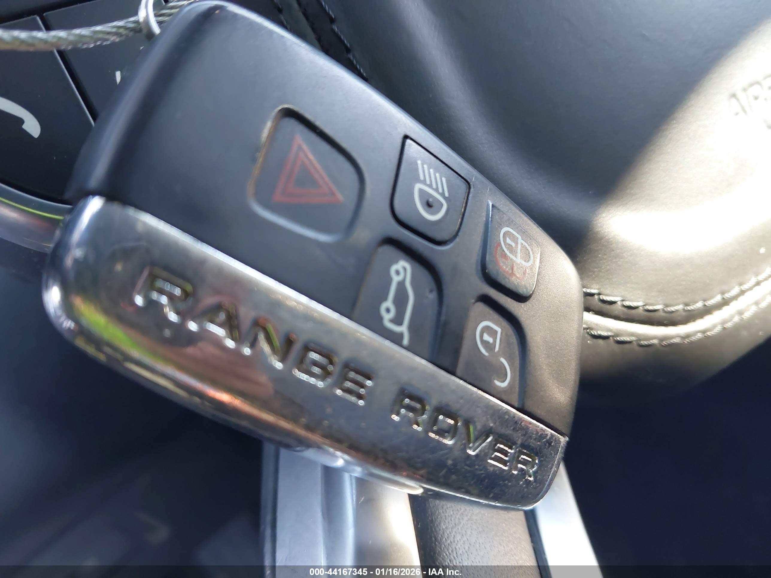 LAND ROVER image 11