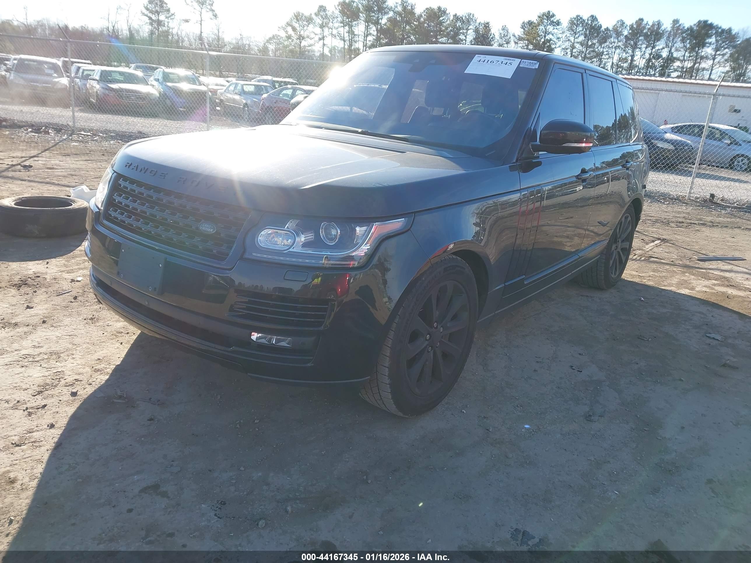 LAND ROVER image 2